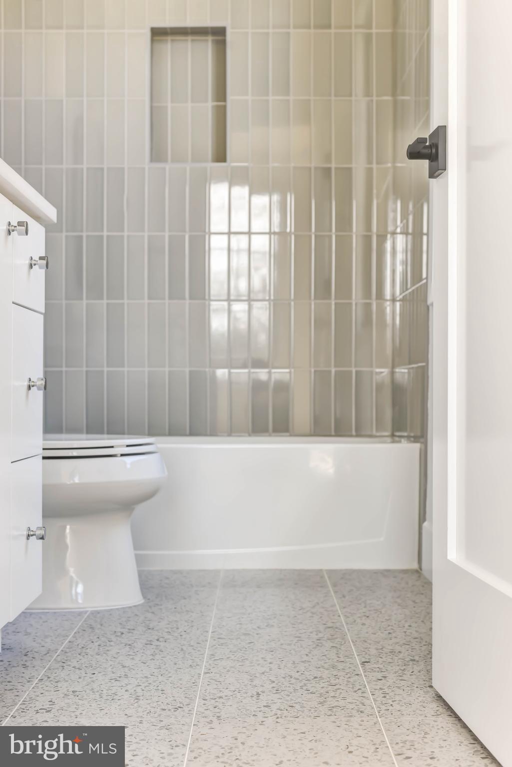 CABIN JOHN PARK - Residential