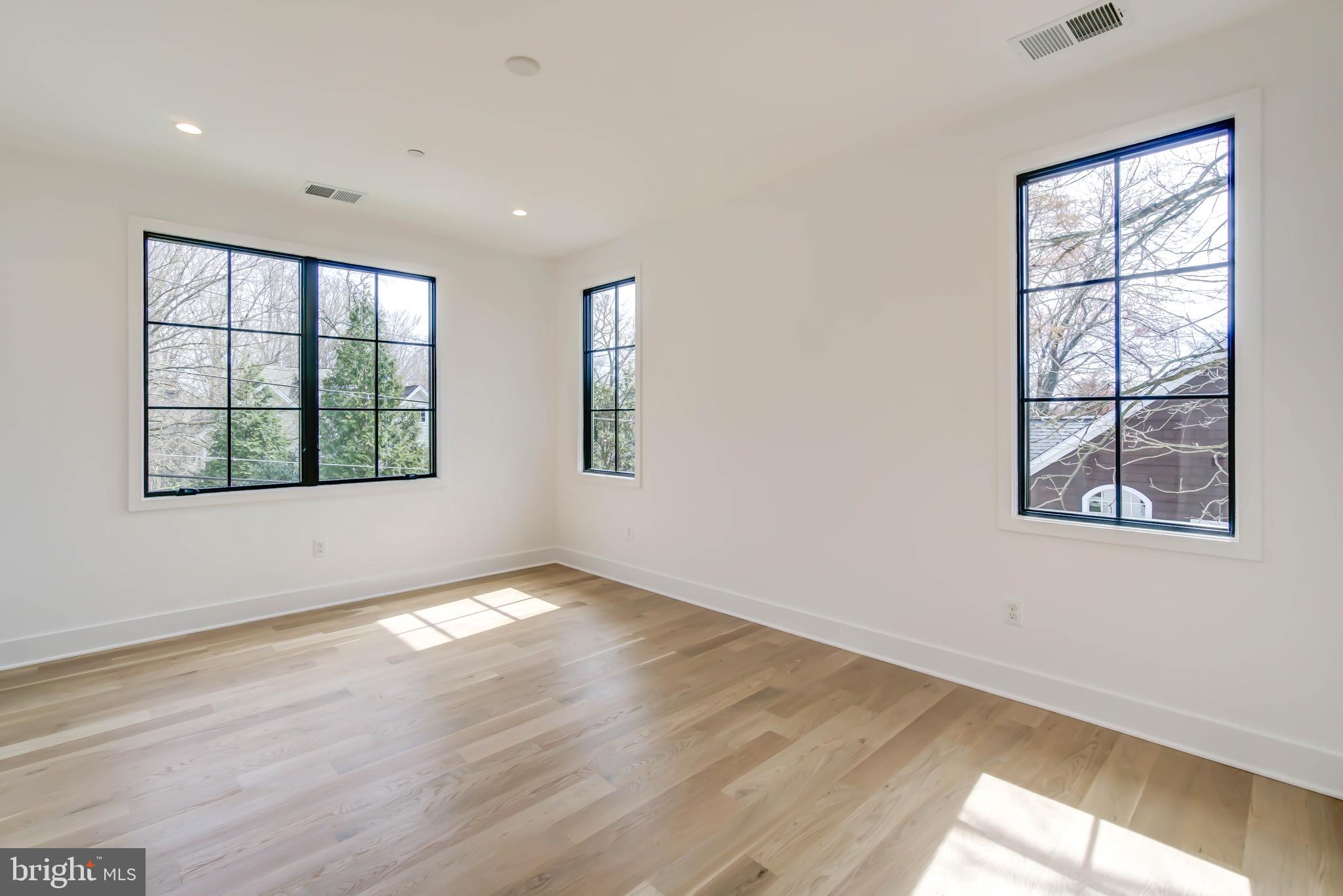 CABIN JOHN PARK - Residential