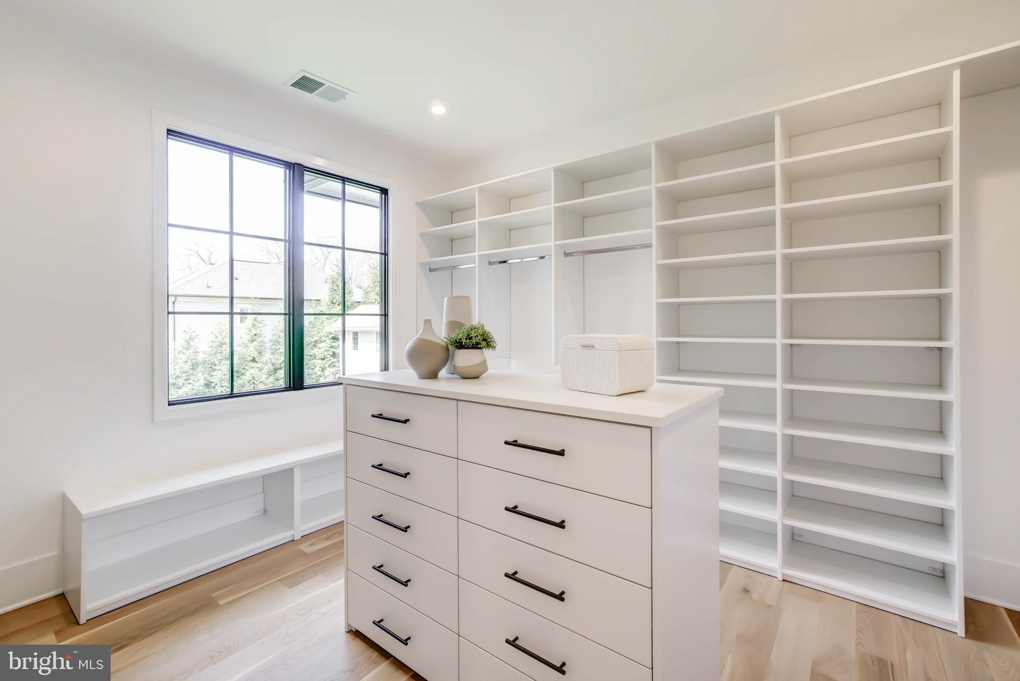 CABIN JOHN PARK - Residential