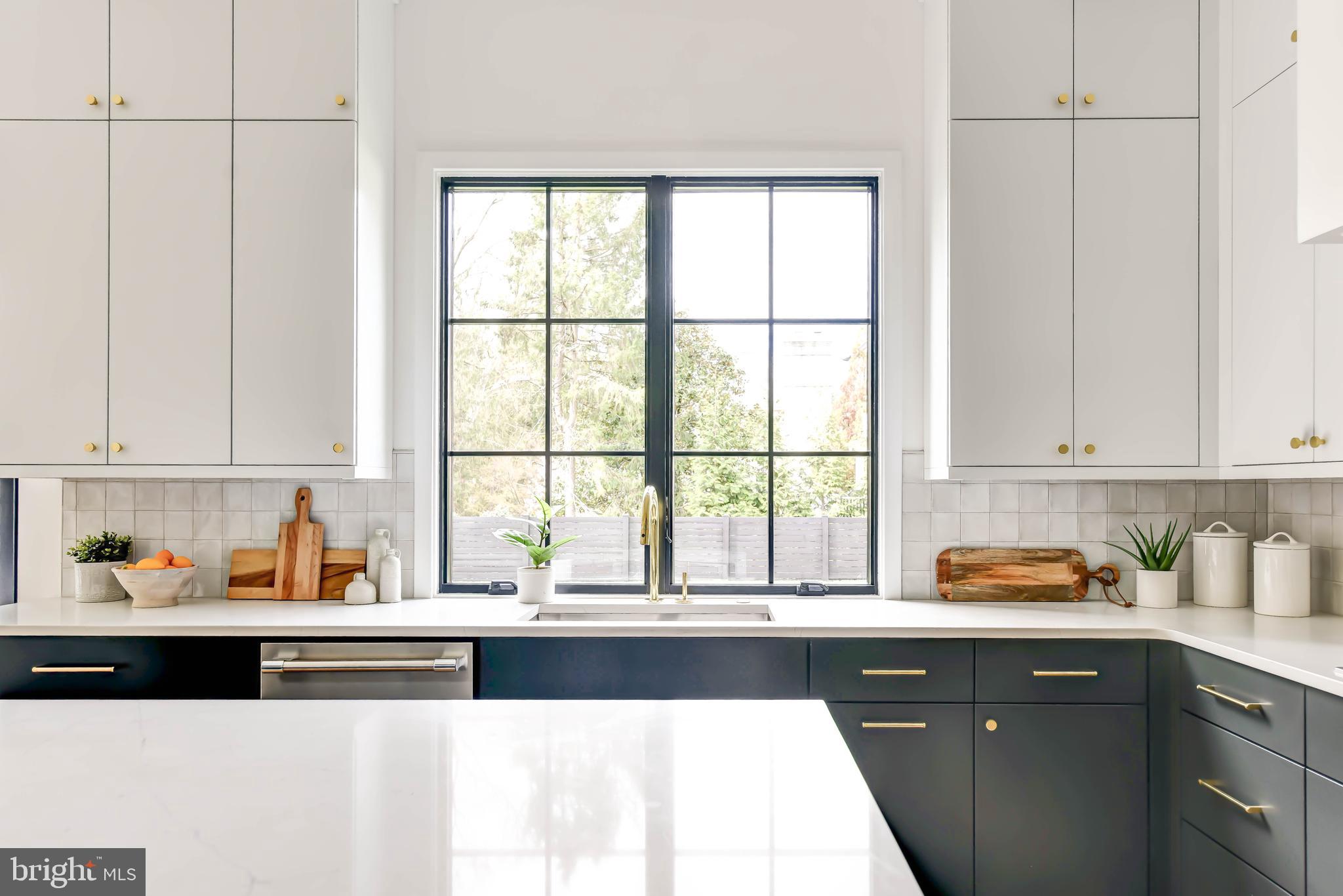 CABIN JOHN PARK - Residential