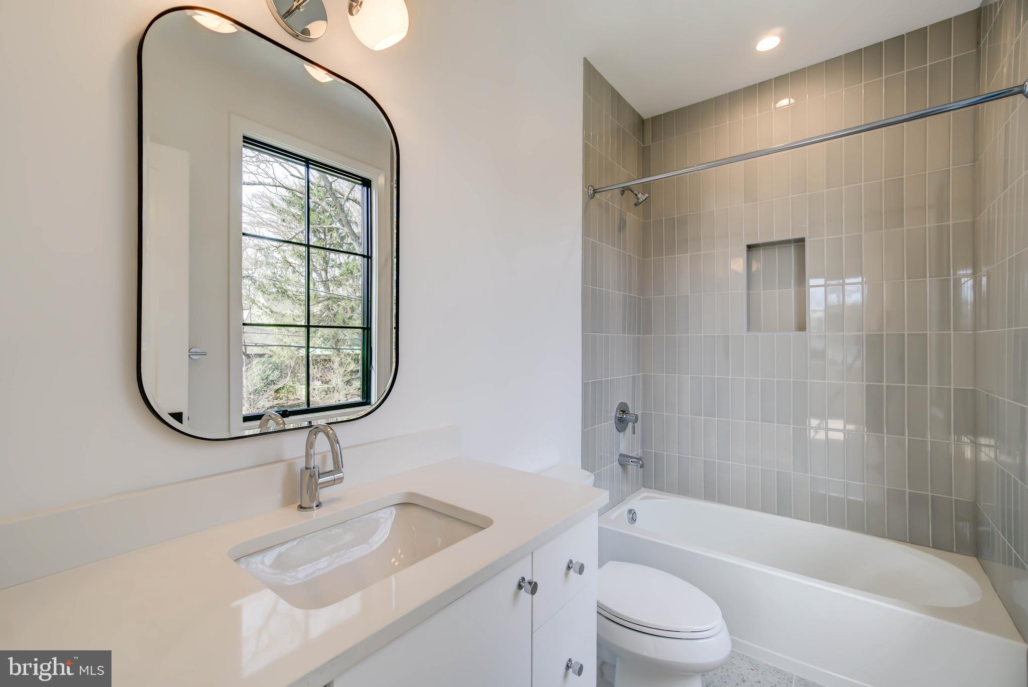 CABIN JOHN PARK - Residential