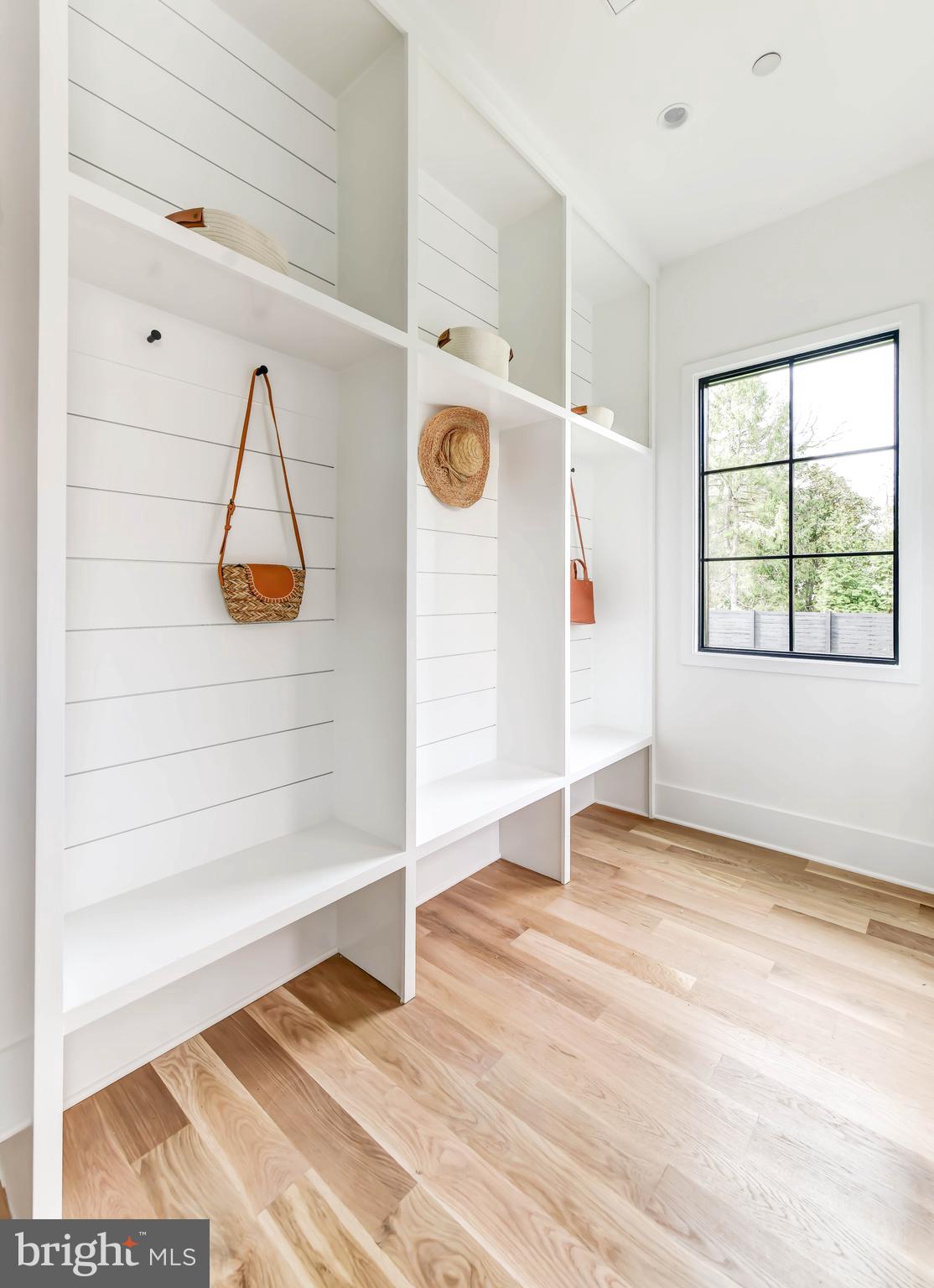 CABIN JOHN PARK - Residential