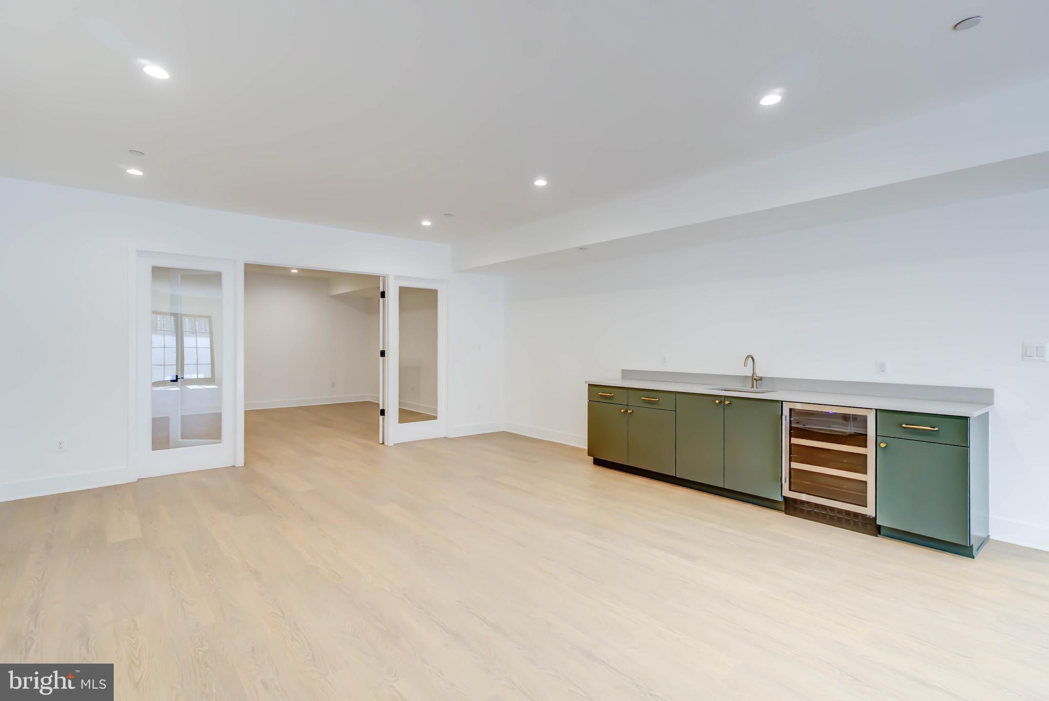 CABIN JOHN PARK - Residential