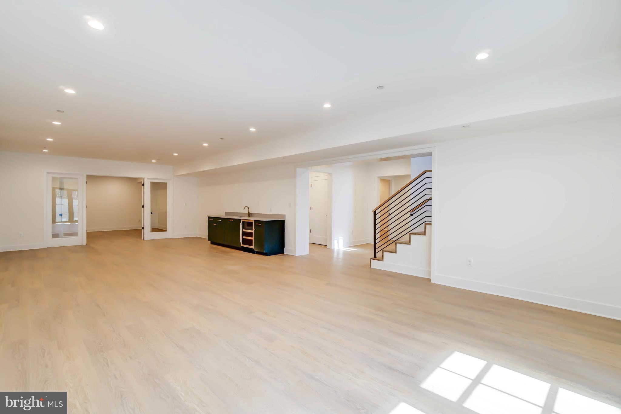 CABIN JOHN PARK - Residential