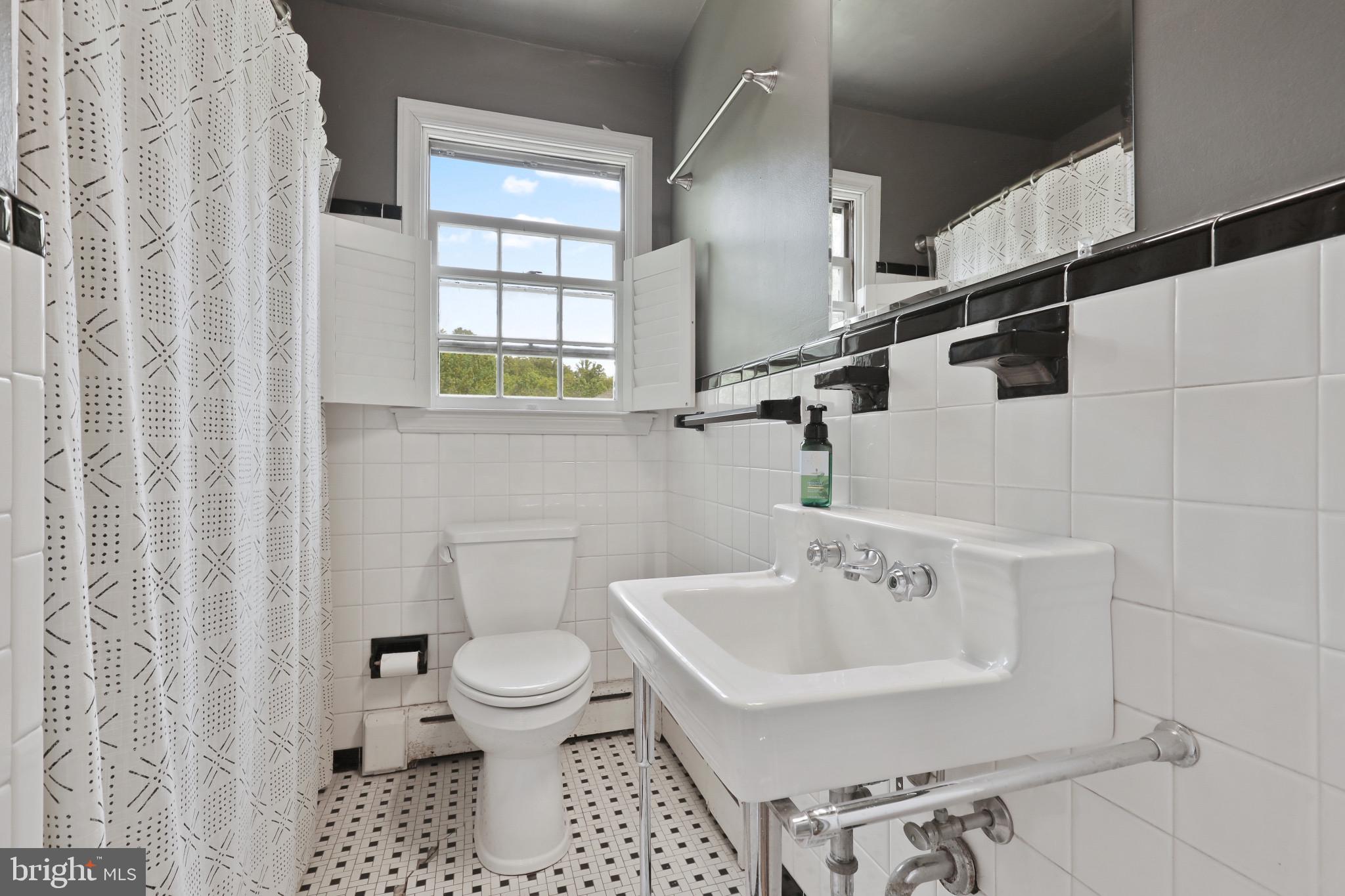 BRANTWOOD - Residential