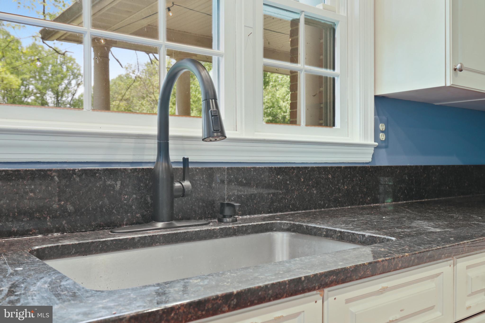 BRANTWOOD - Residential