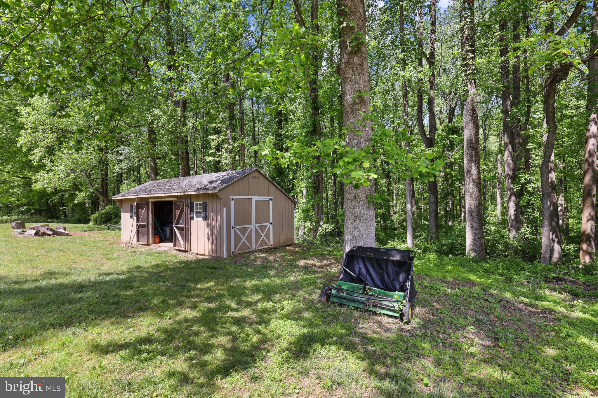 BRANTWOOD - Residential