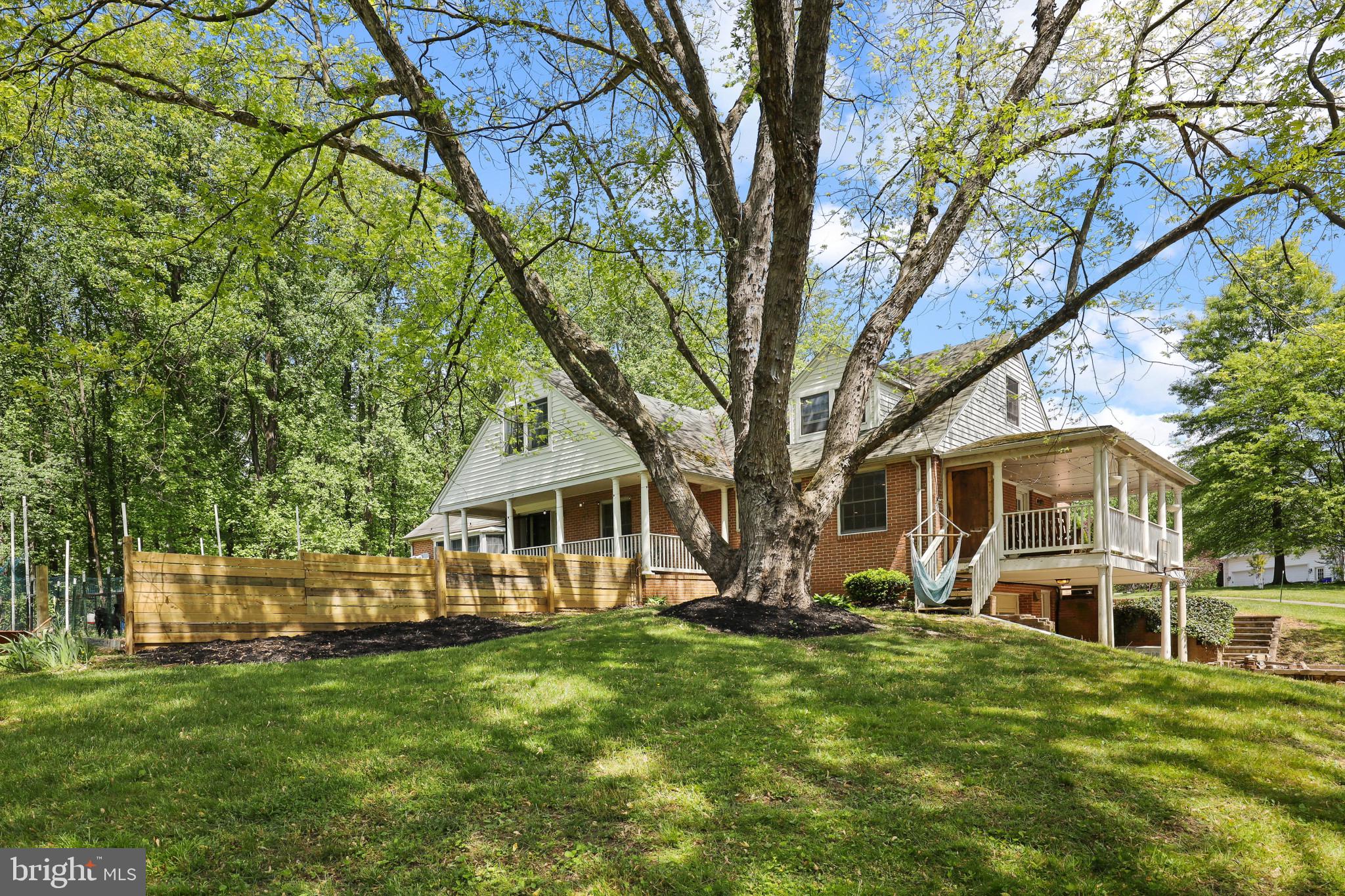 BRANTWOOD - Residential