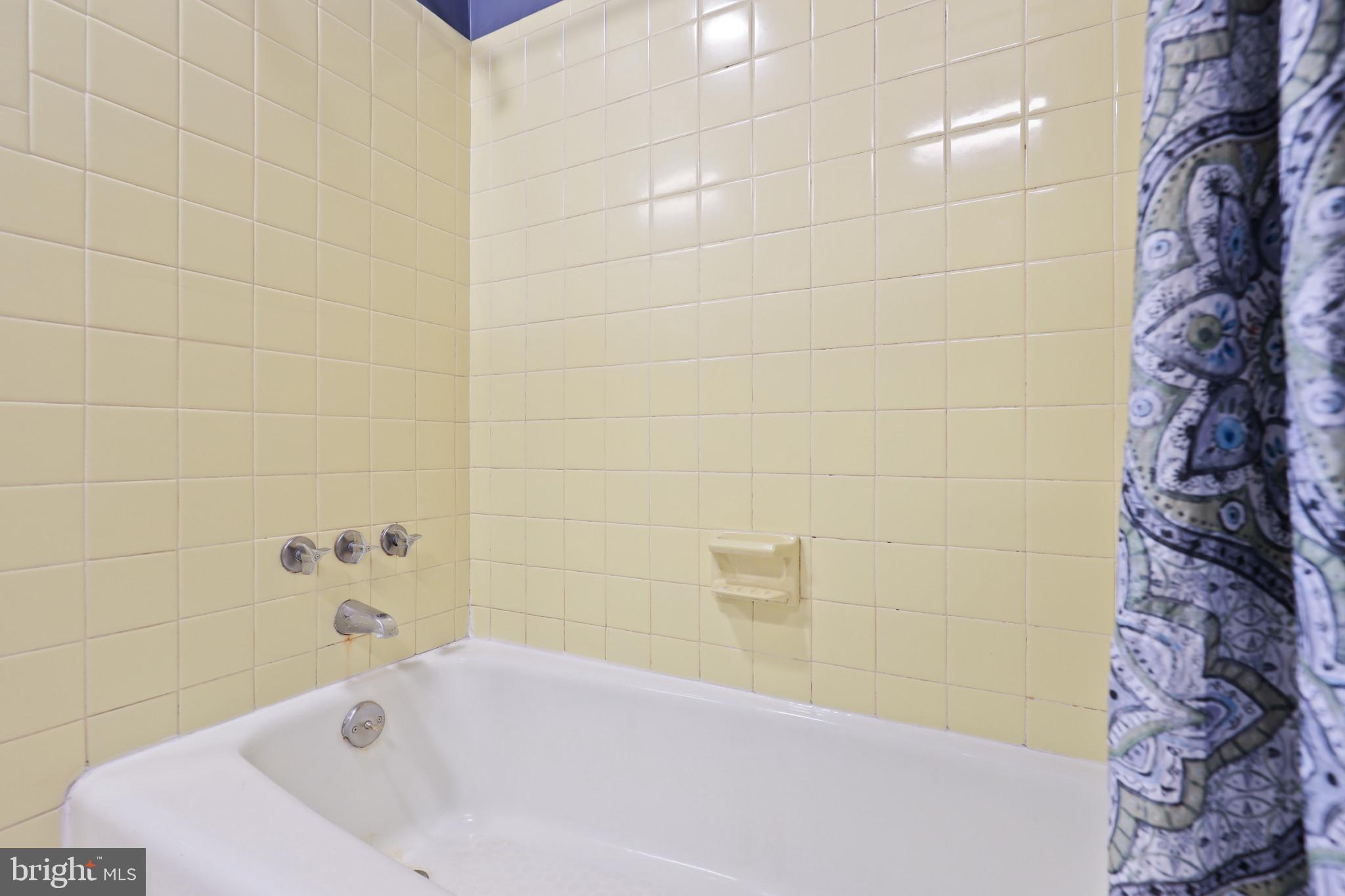 BRANTWOOD - Residential