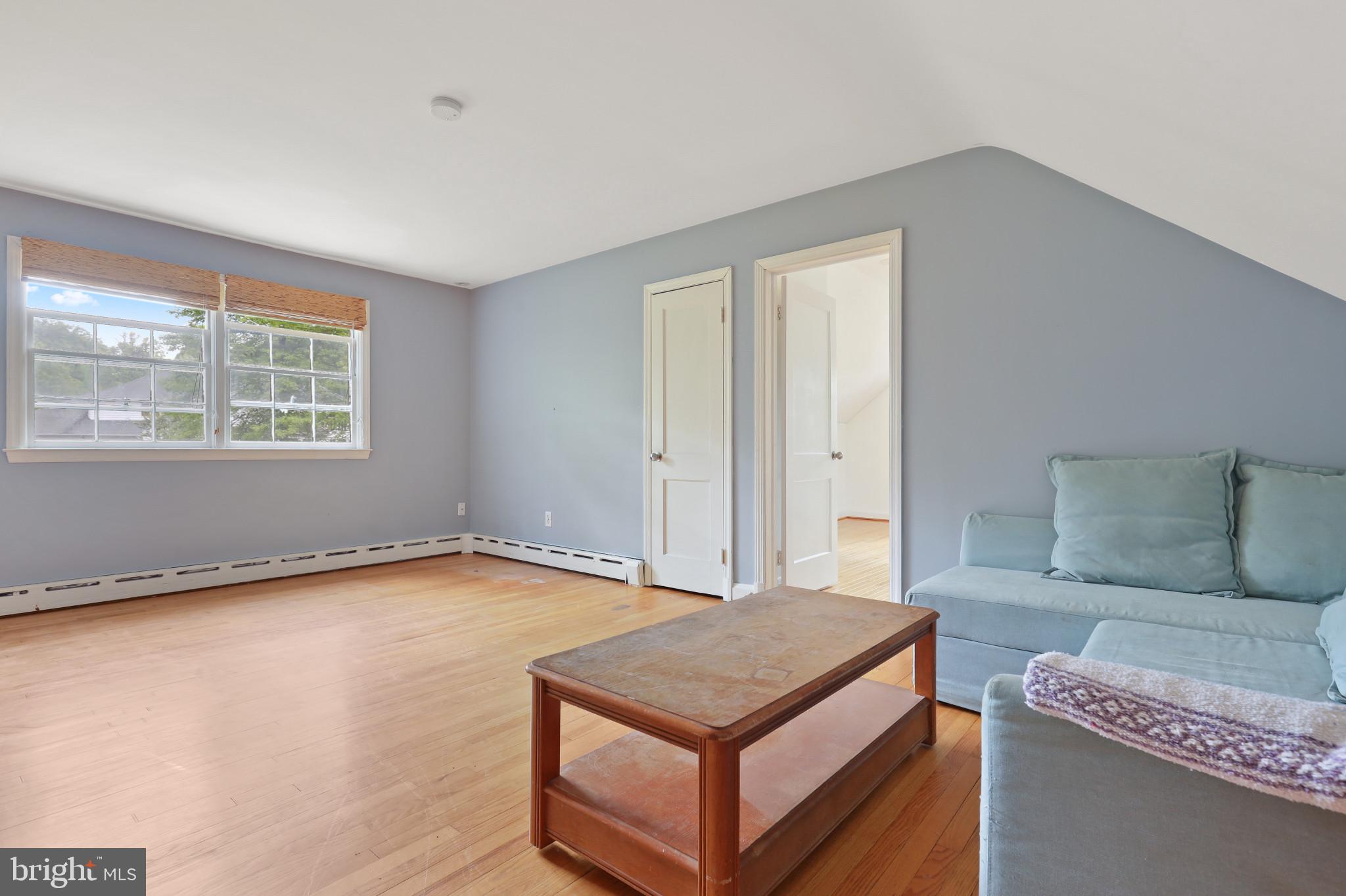 BRANTWOOD - Residential