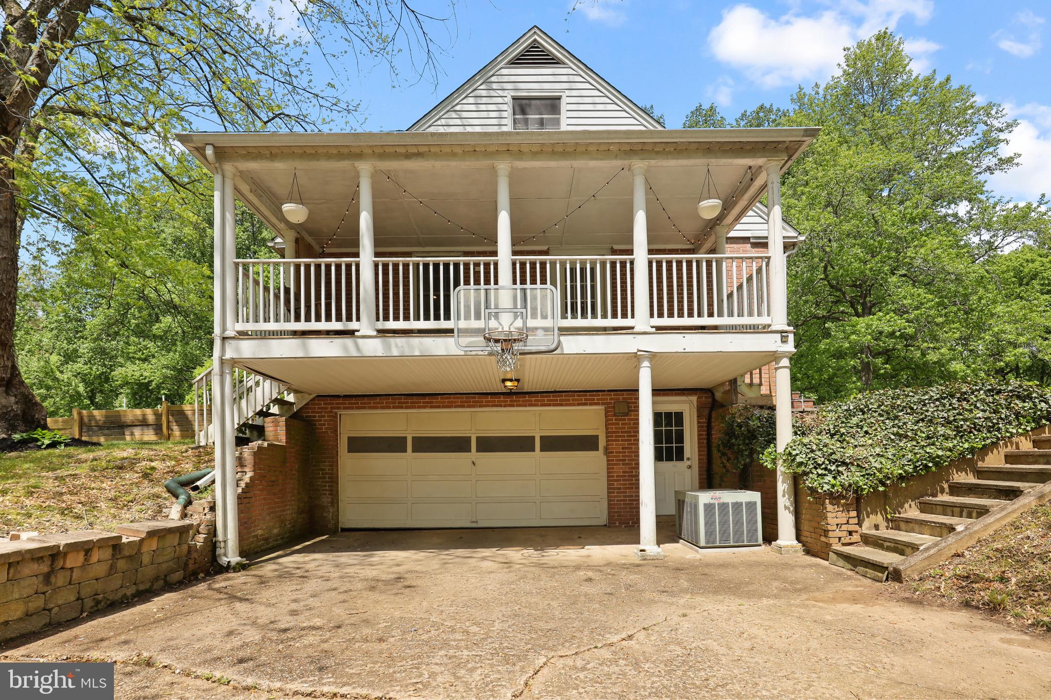 BRANTWOOD - Residential