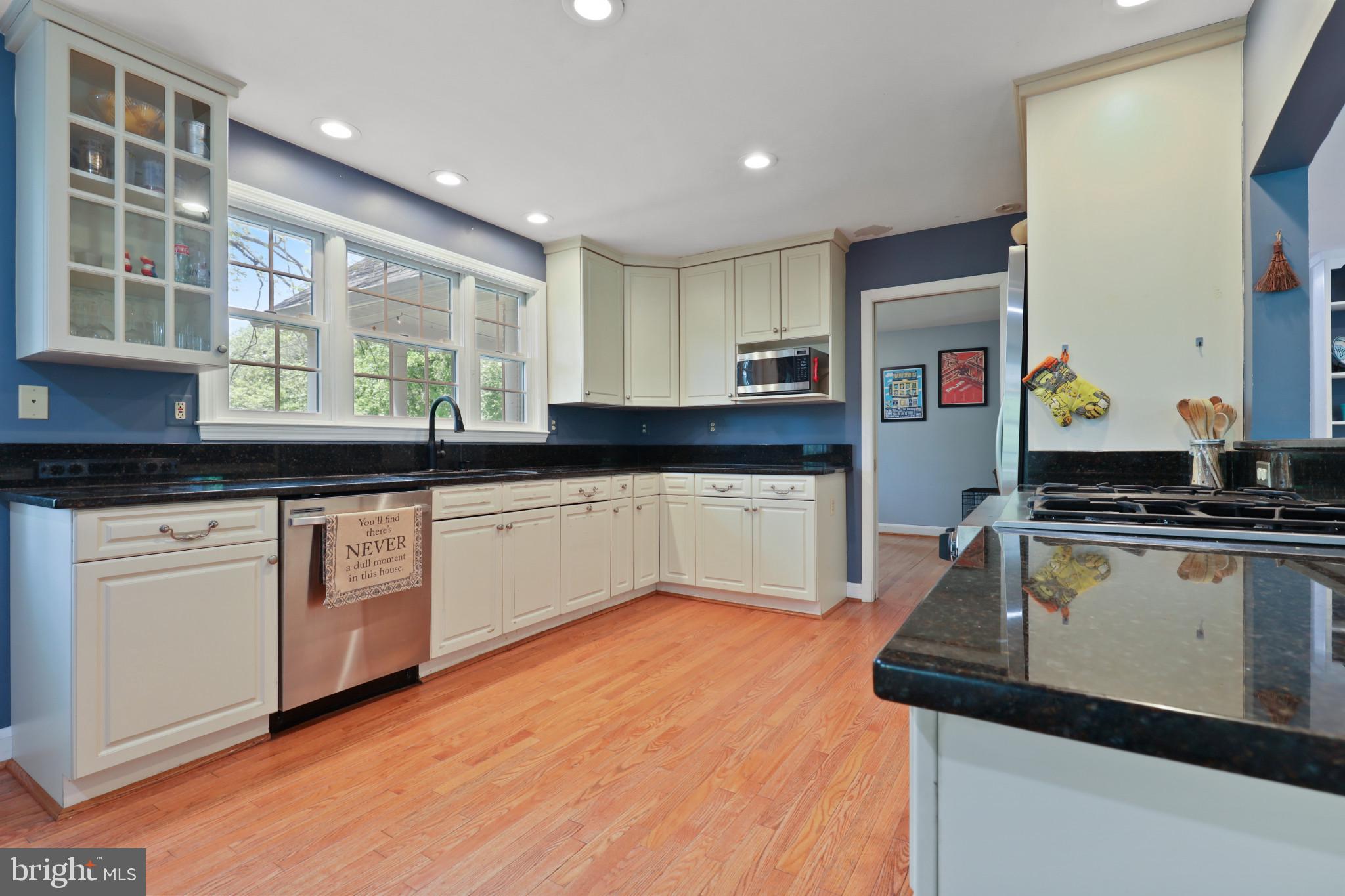 BRANTWOOD - Residential