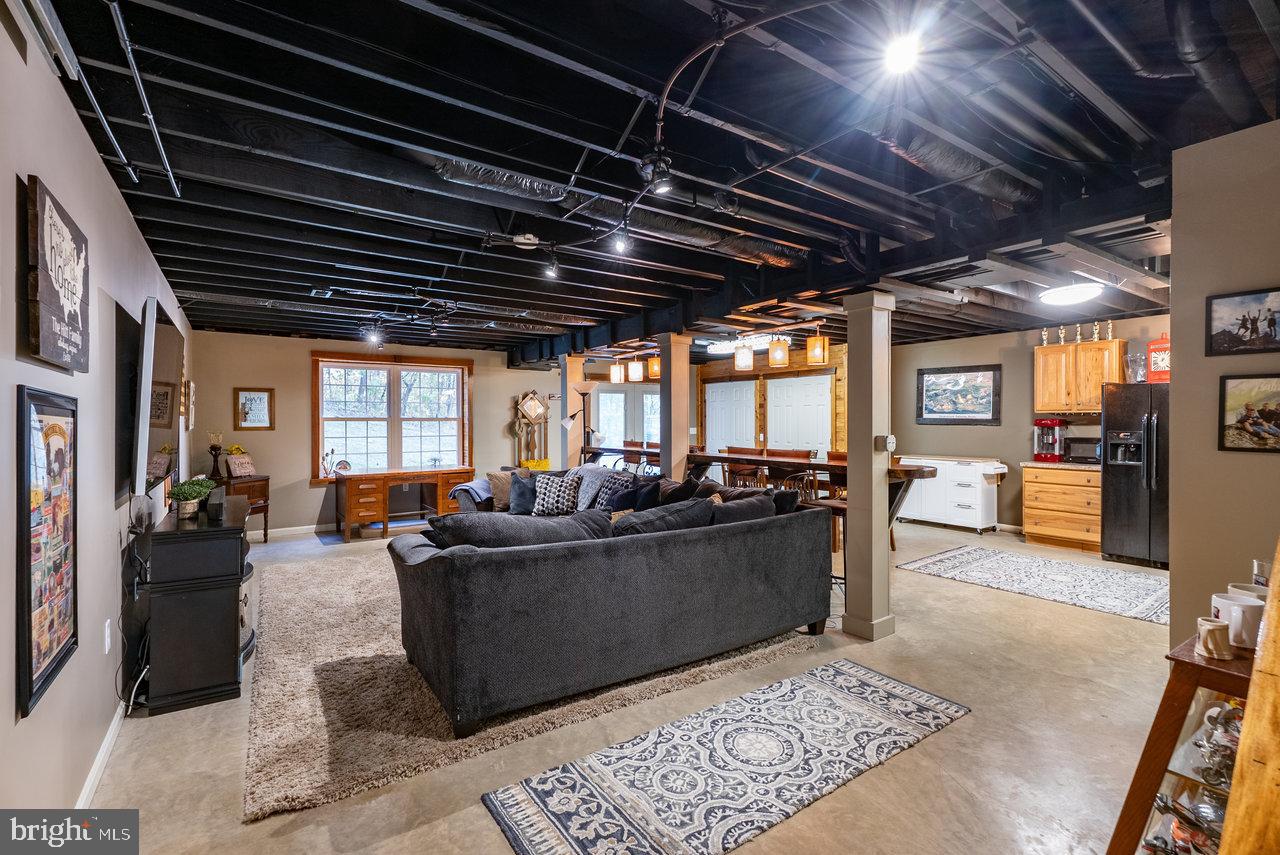 ARROWHEAD - Residential