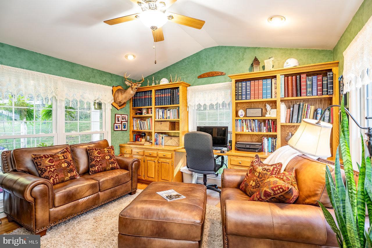 ARROWHEAD - Residential