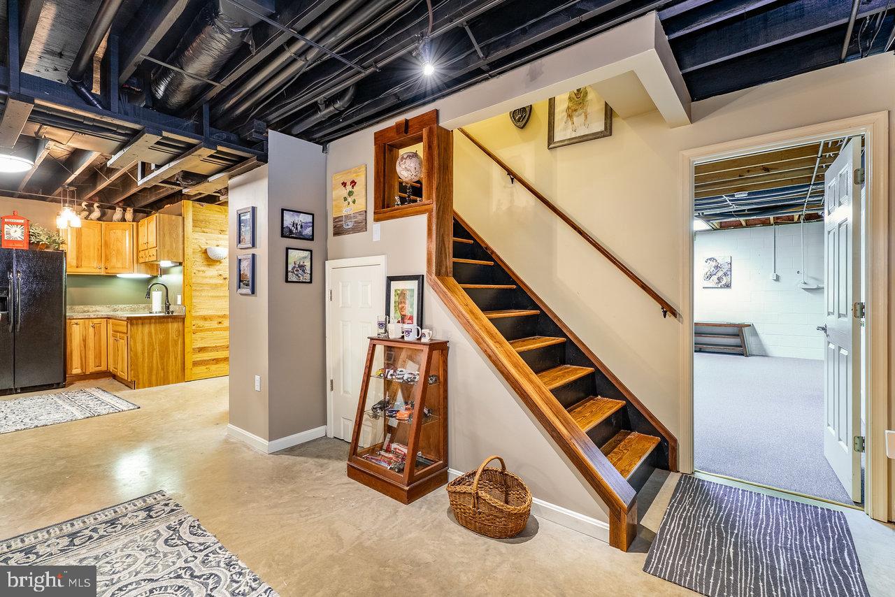 ARROWHEAD - Residential