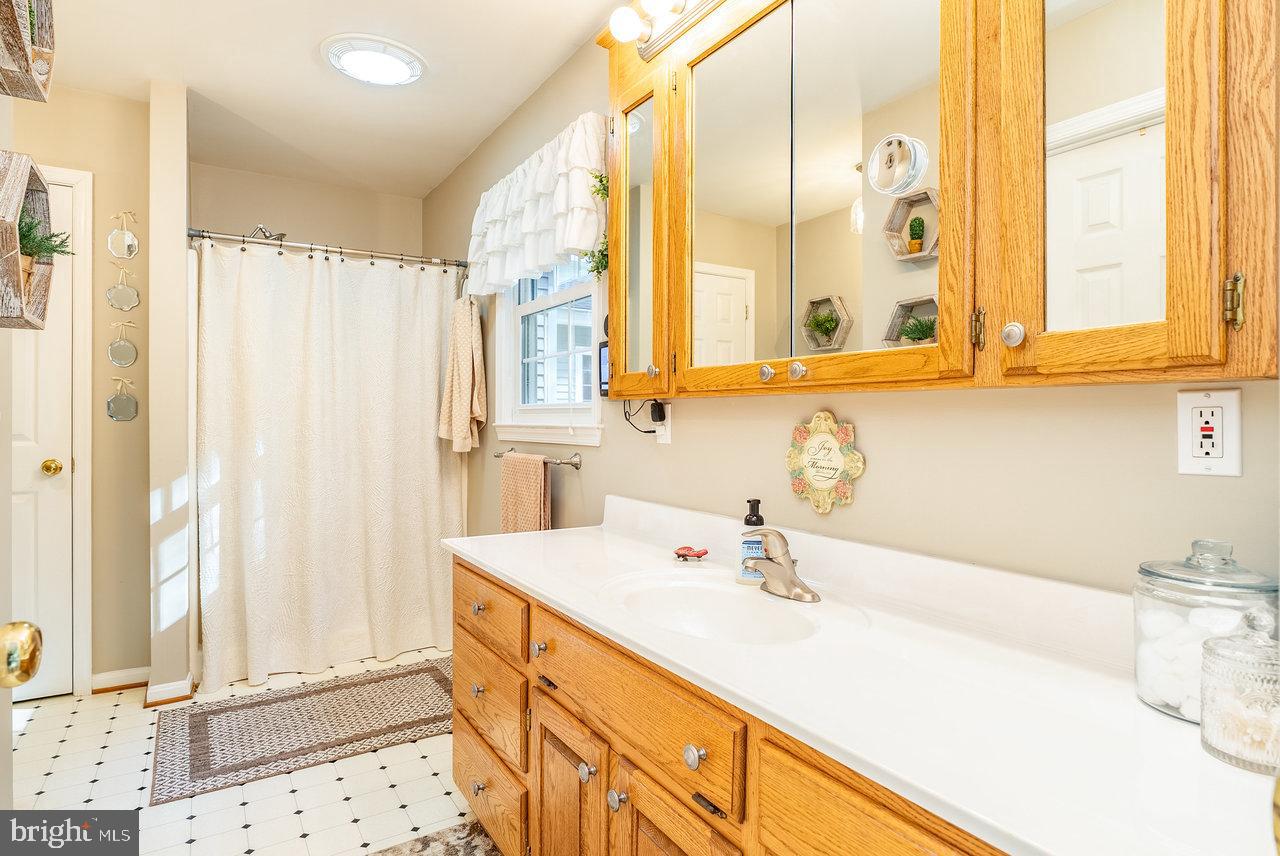 ARROWHEAD - Residential