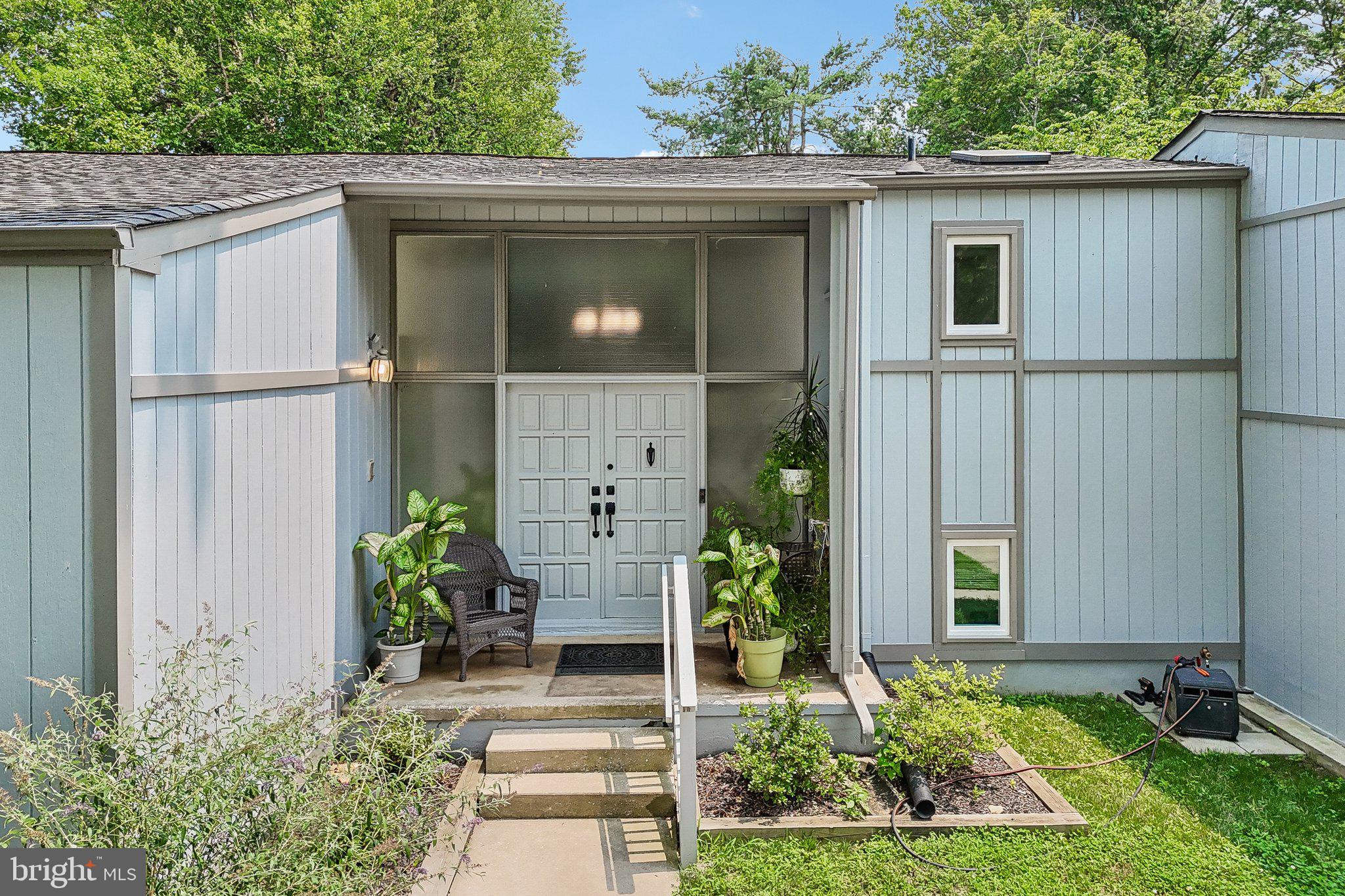 10128 GOODBODY COURT