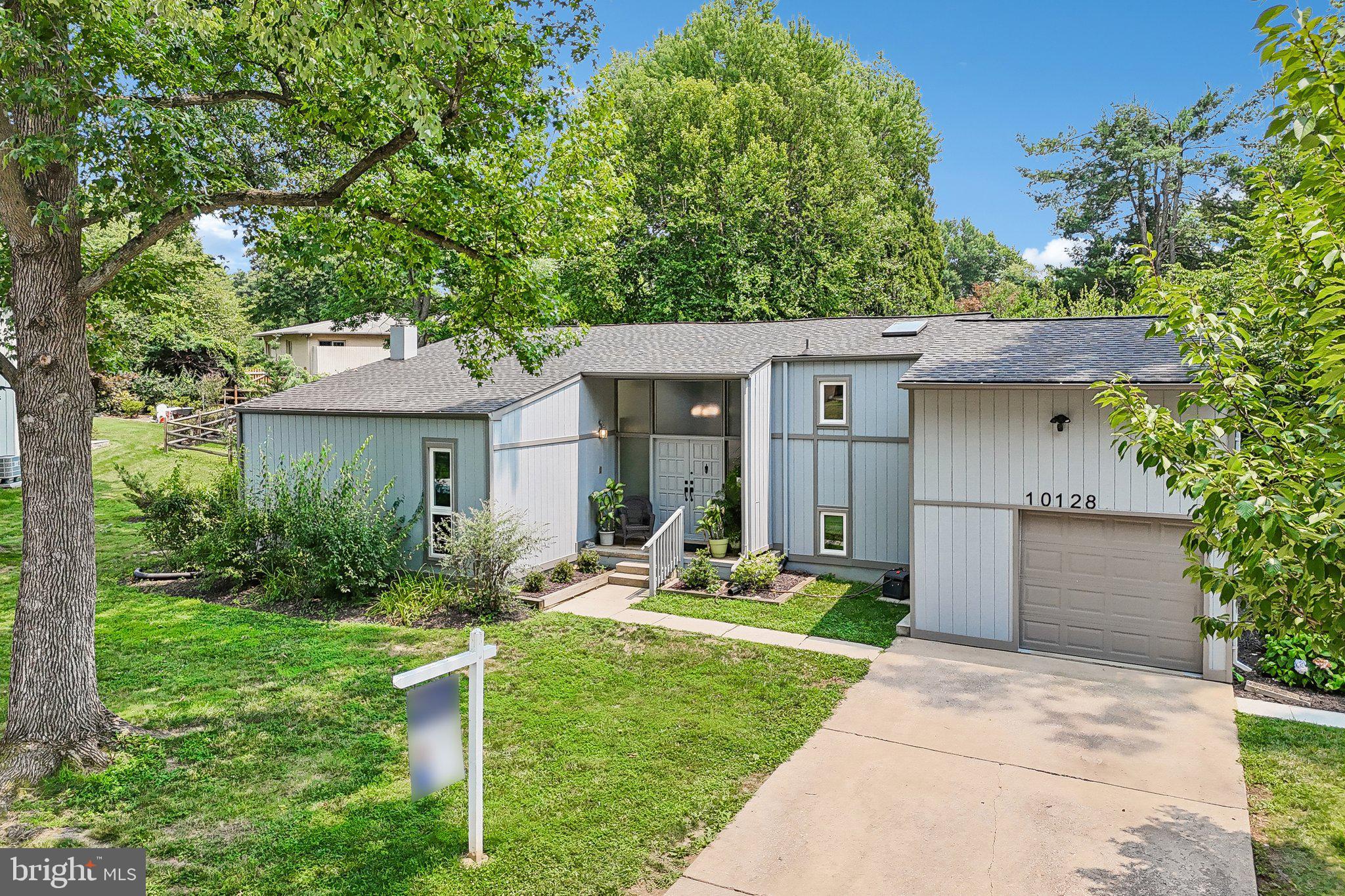 10128 GOODBODY COURT