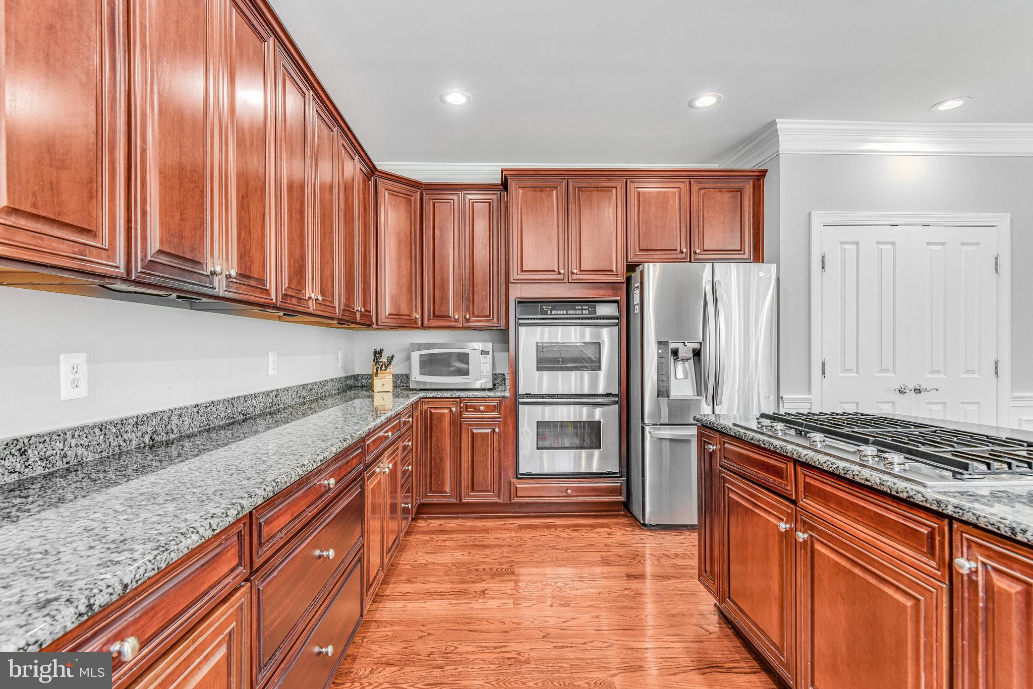 HAMPTON ESTATES - Residential