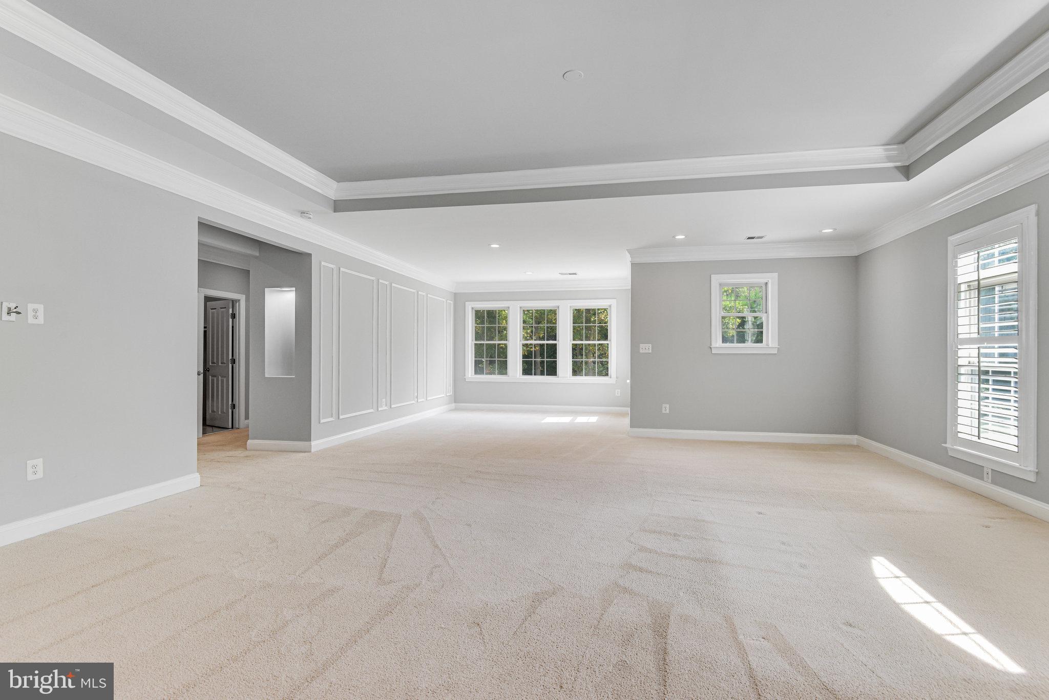 HAMPTON ESTATES - Residential