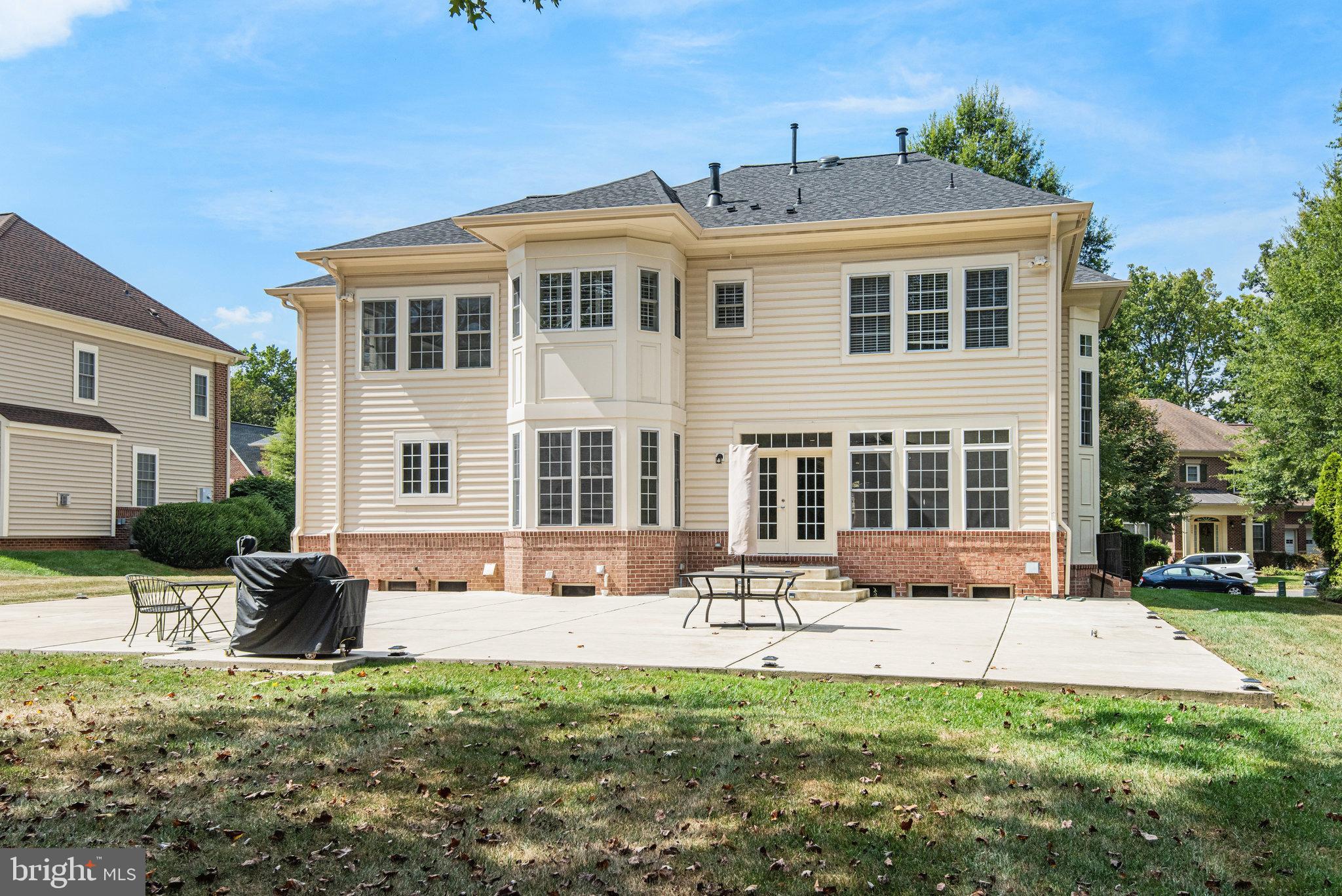 HAMPTON ESTATES - Residential