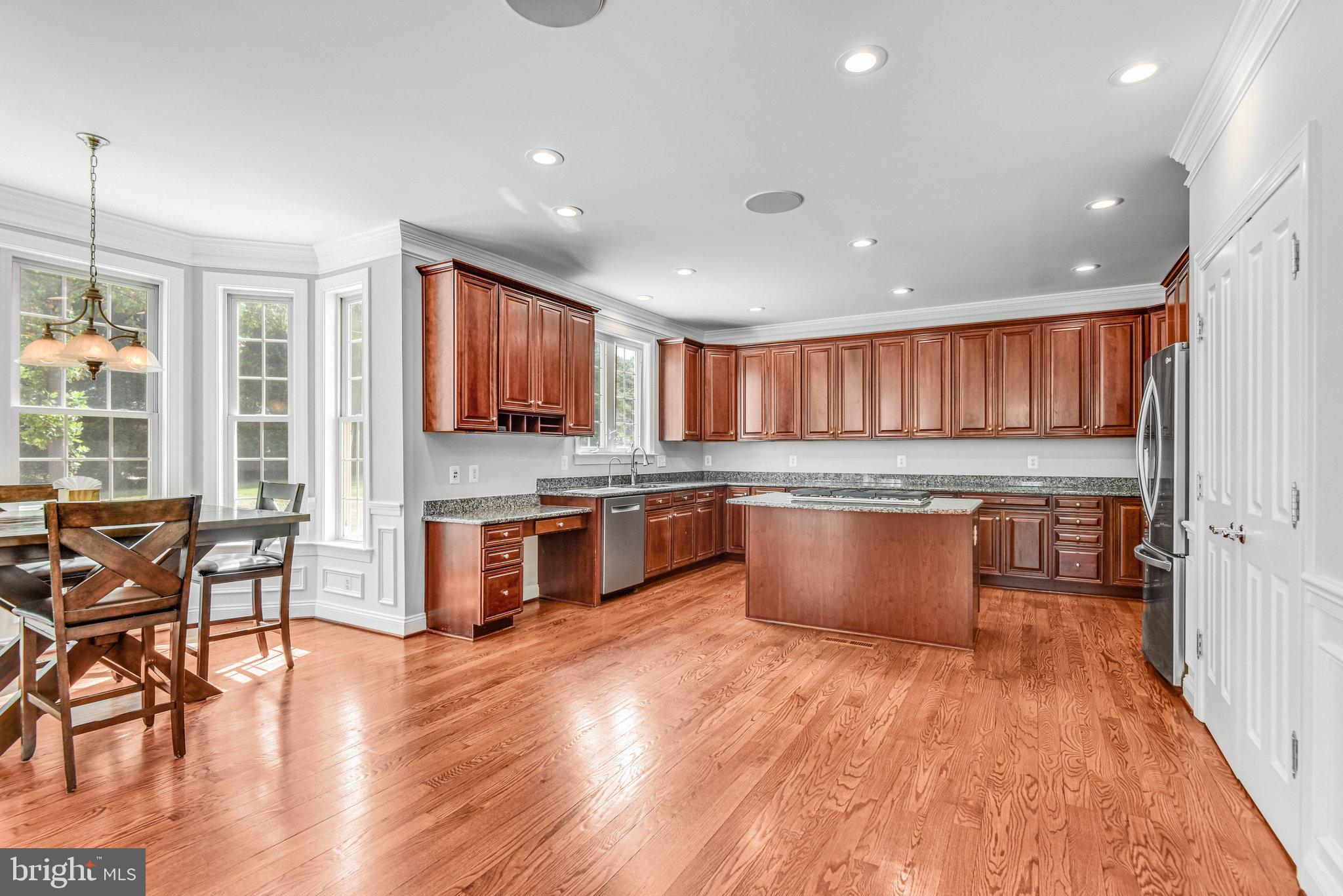 HAMPTON ESTATES - Residential