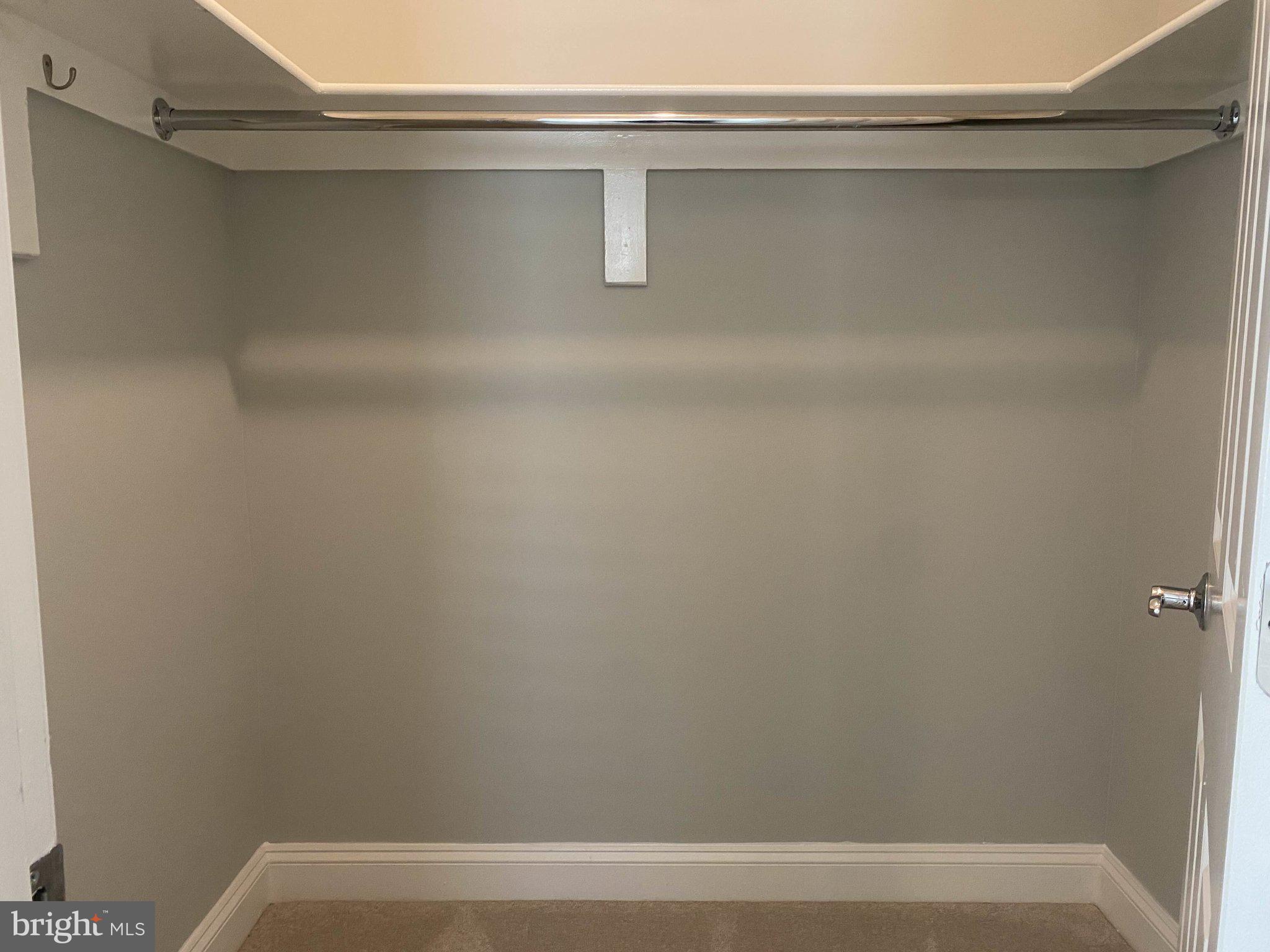 HAMPTON ESTATES - Residential