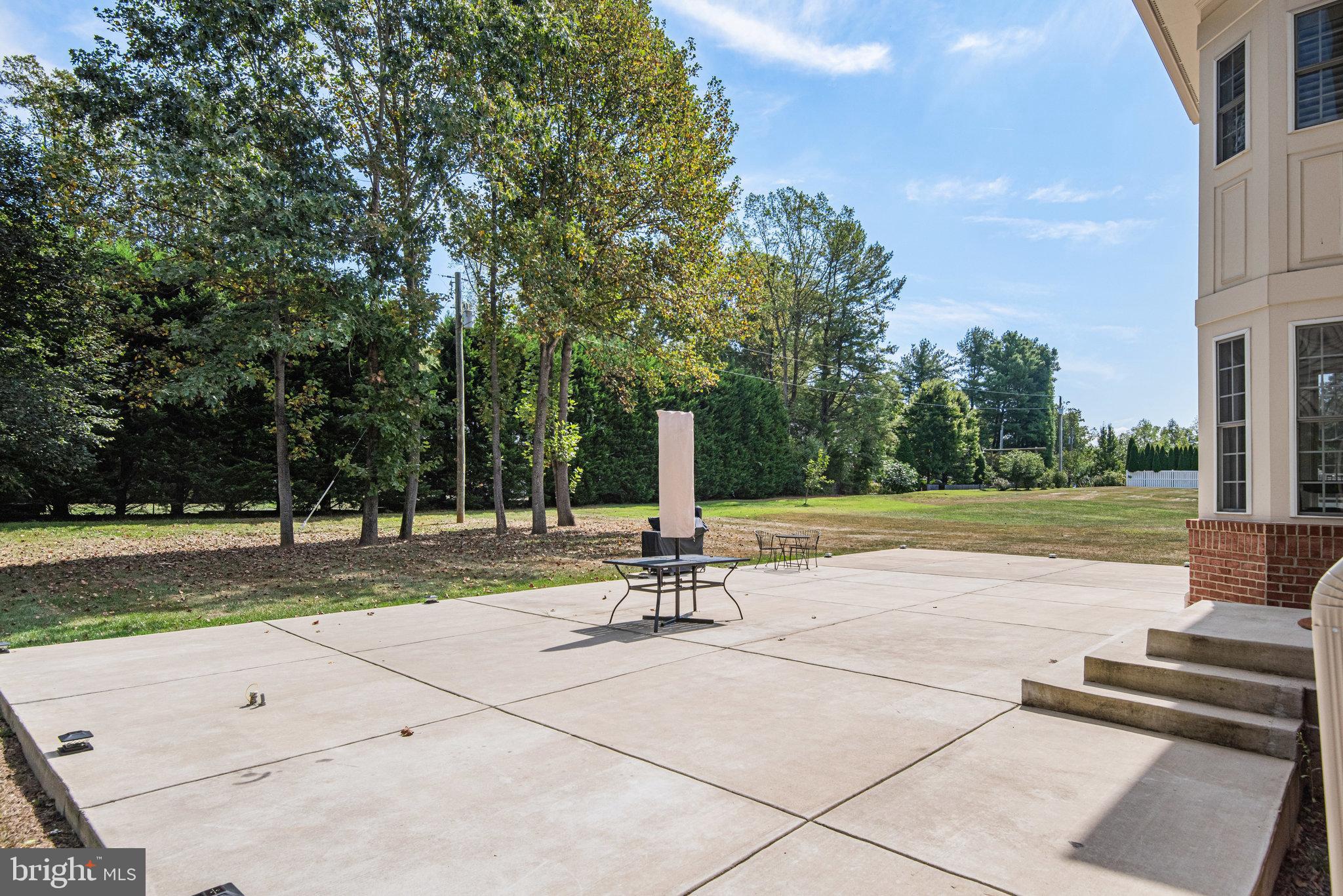 HAMPTON ESTATES - Residential