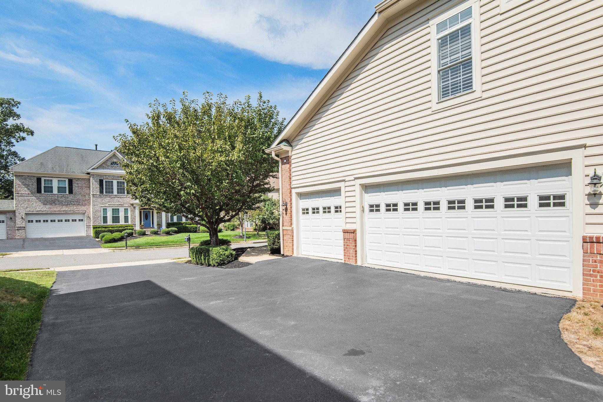 HAMPTON ESTATES - Residential