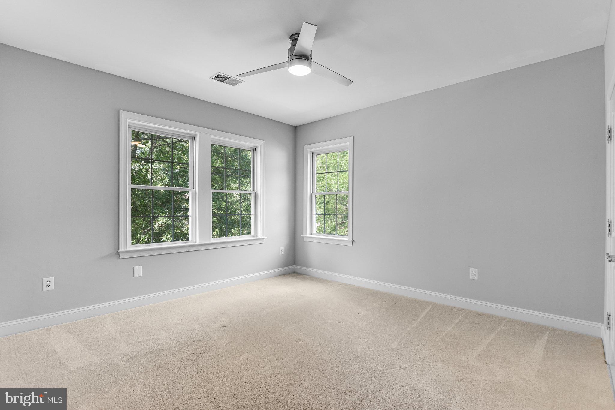 HAMPTON ESTATES - Residential