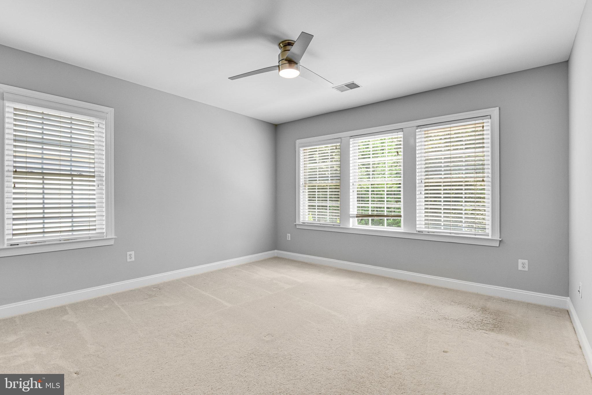 HAMPTON ESTATES - Residential