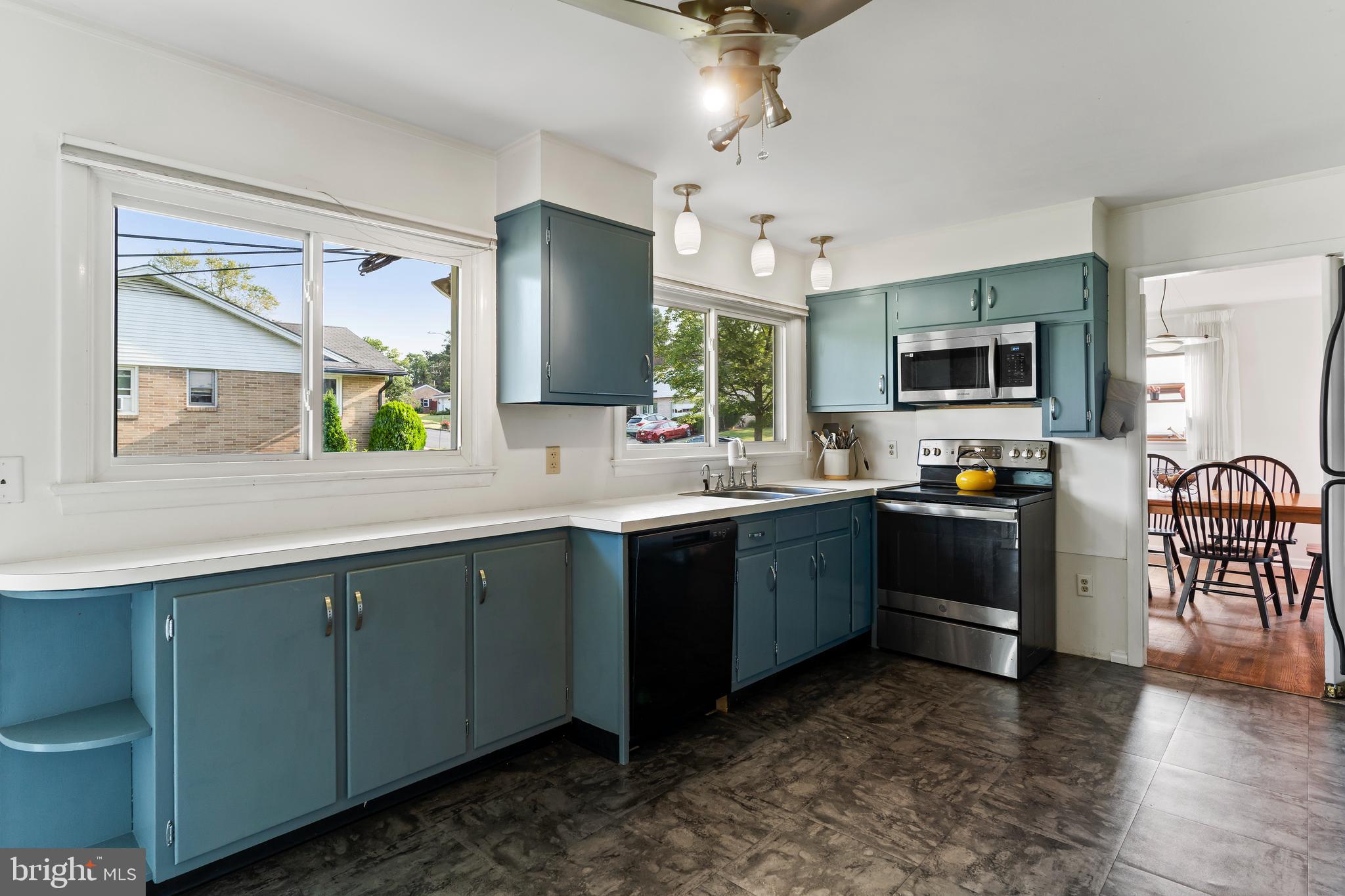 LATSHMERE MANOR - Residential