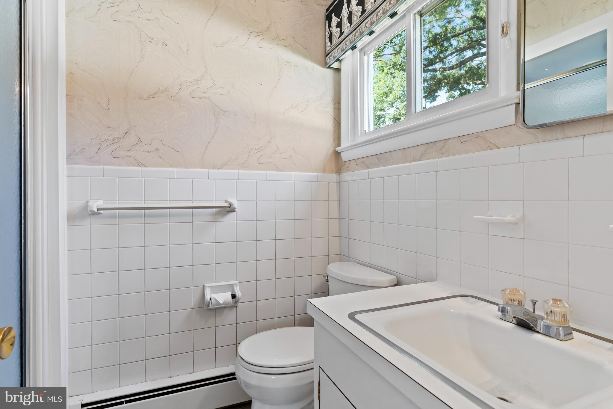 LATSHMERE MANOR - Residential