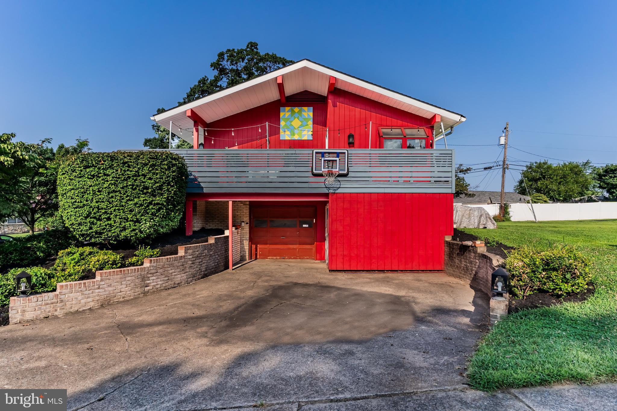 LATSHMERE MANOR - Residential