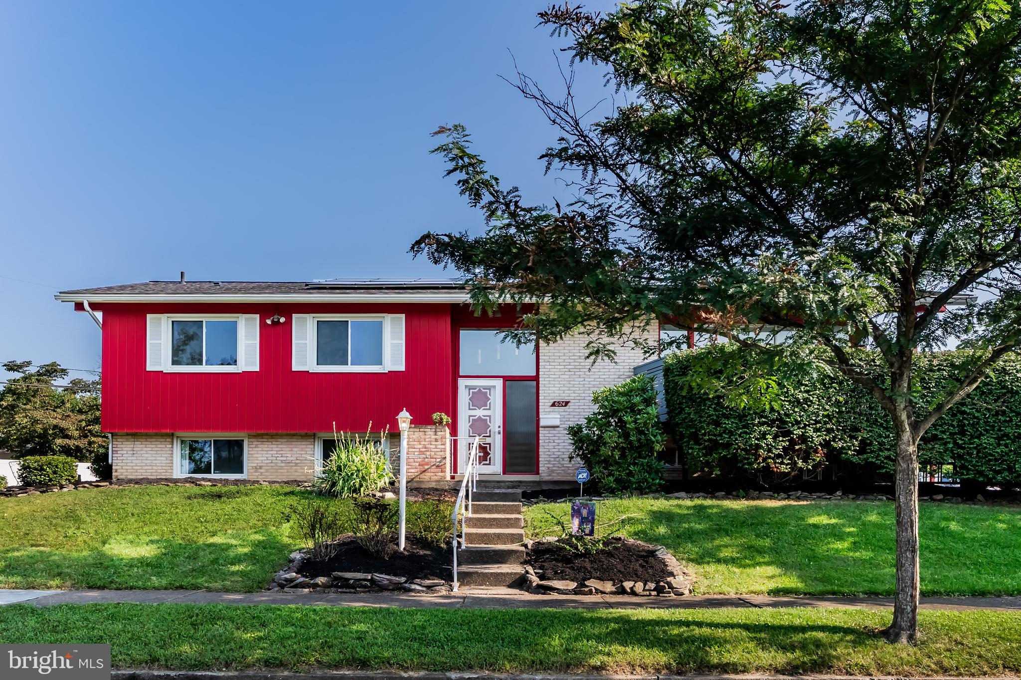 LATSHMERE MANOR - Residential