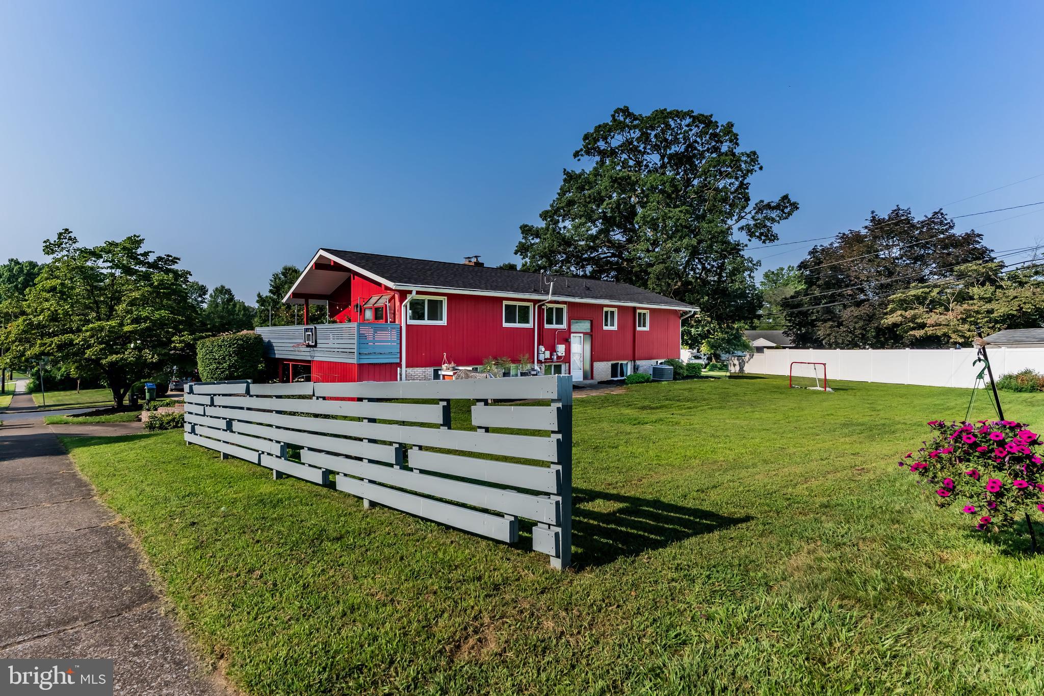 LATSHMERE MANOR - Residential