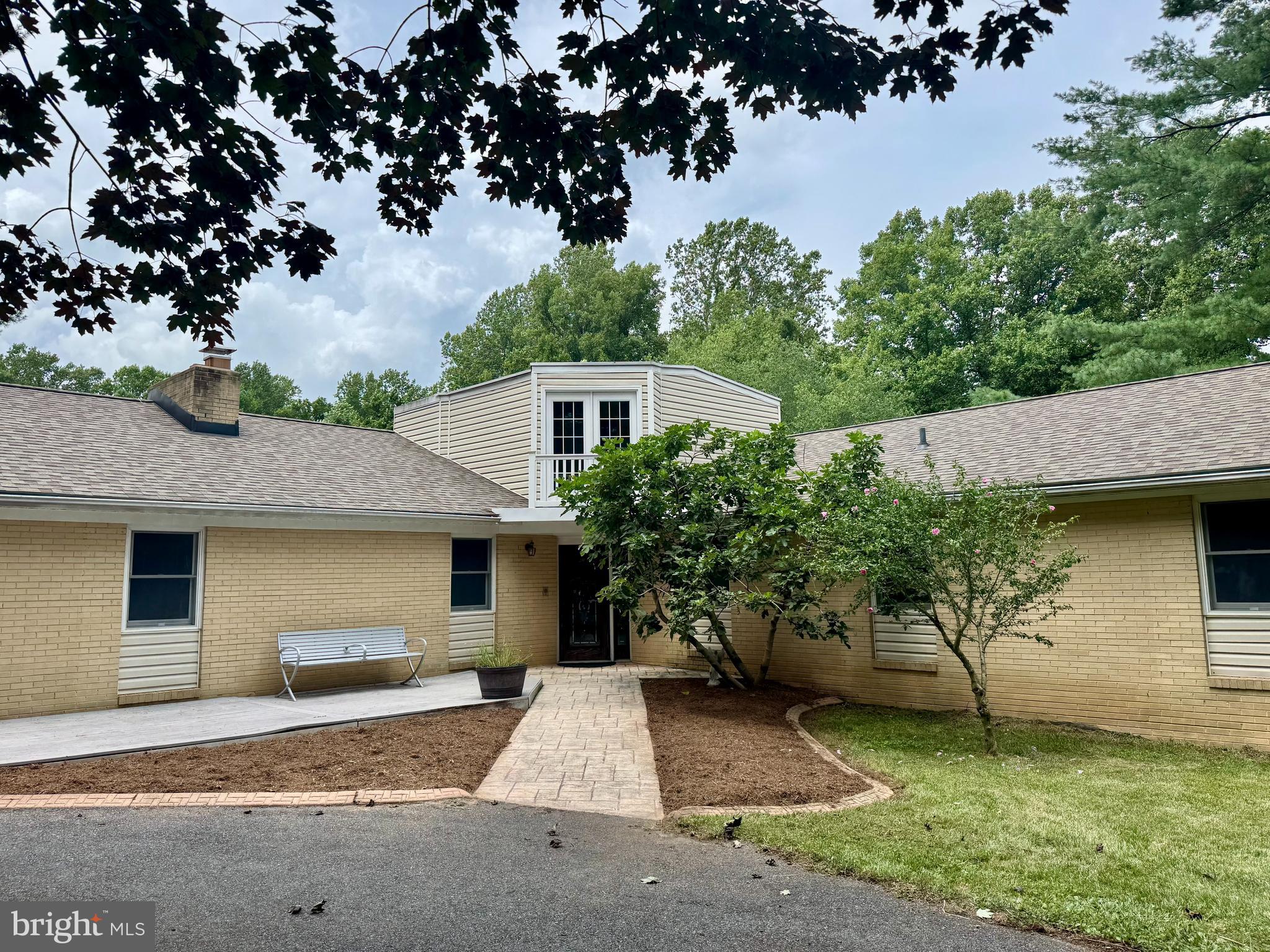 2531 REDBUD LANE