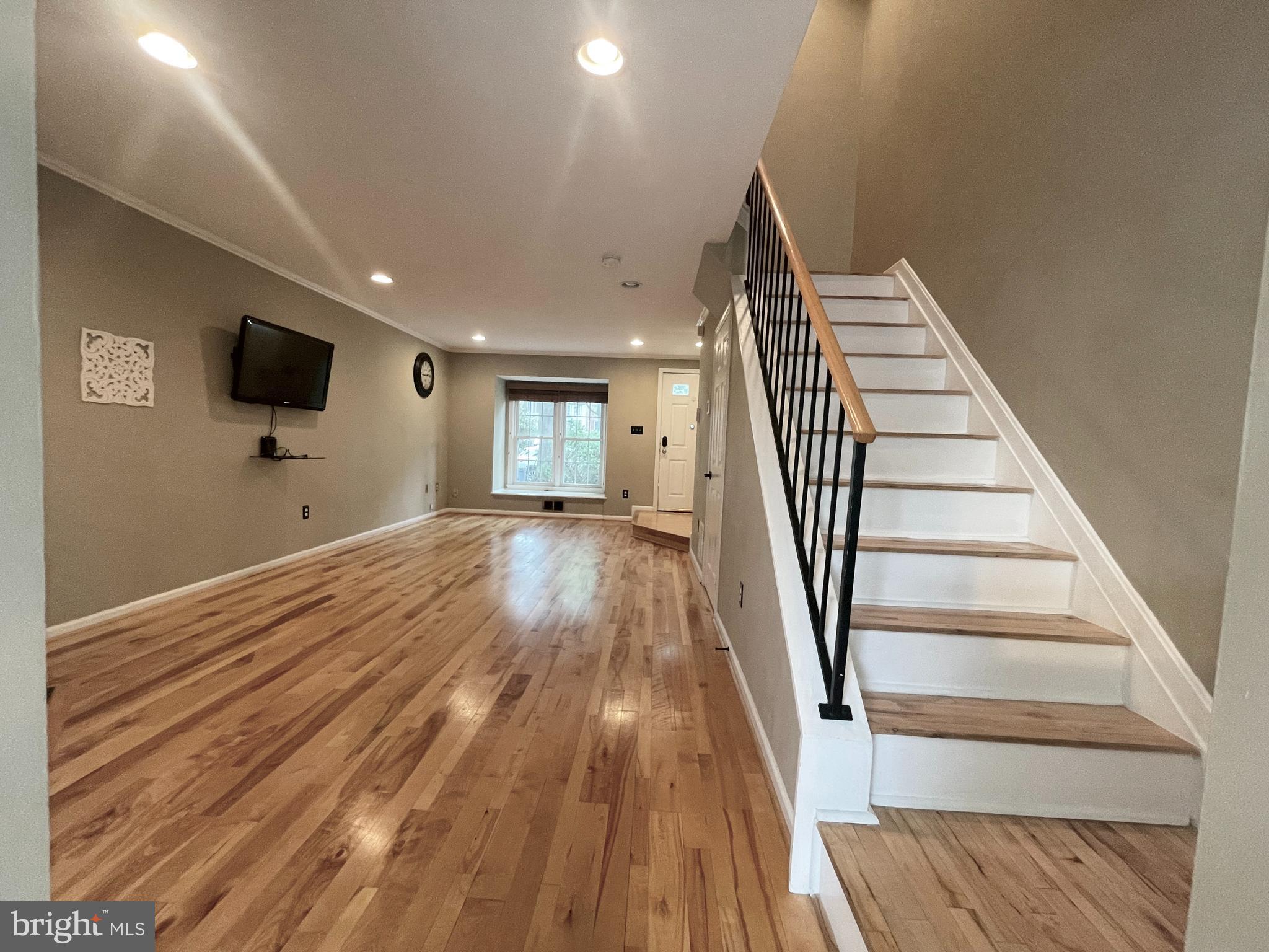 ASPENWOOD - Residential