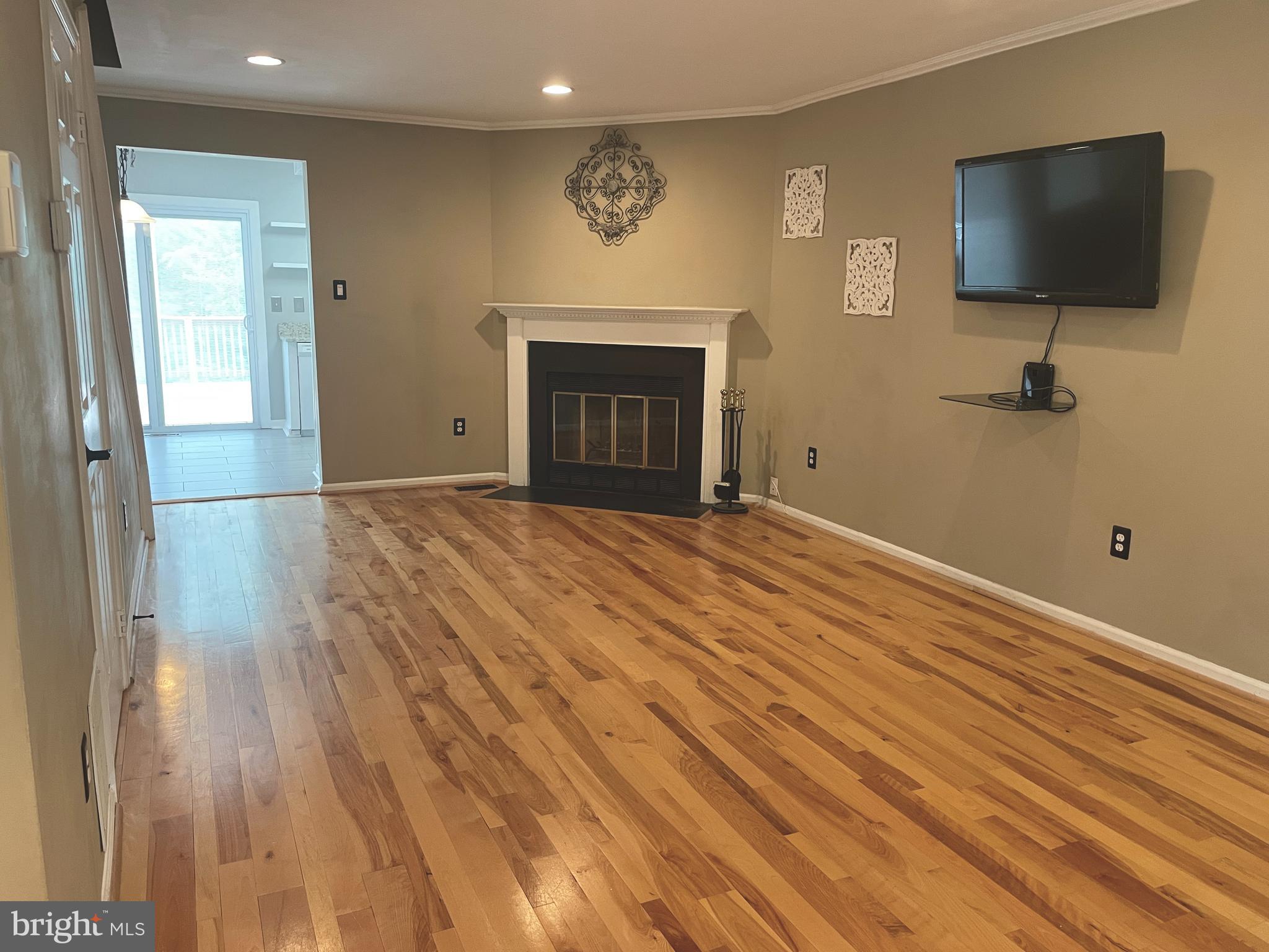 ASPENWOOD - Residential