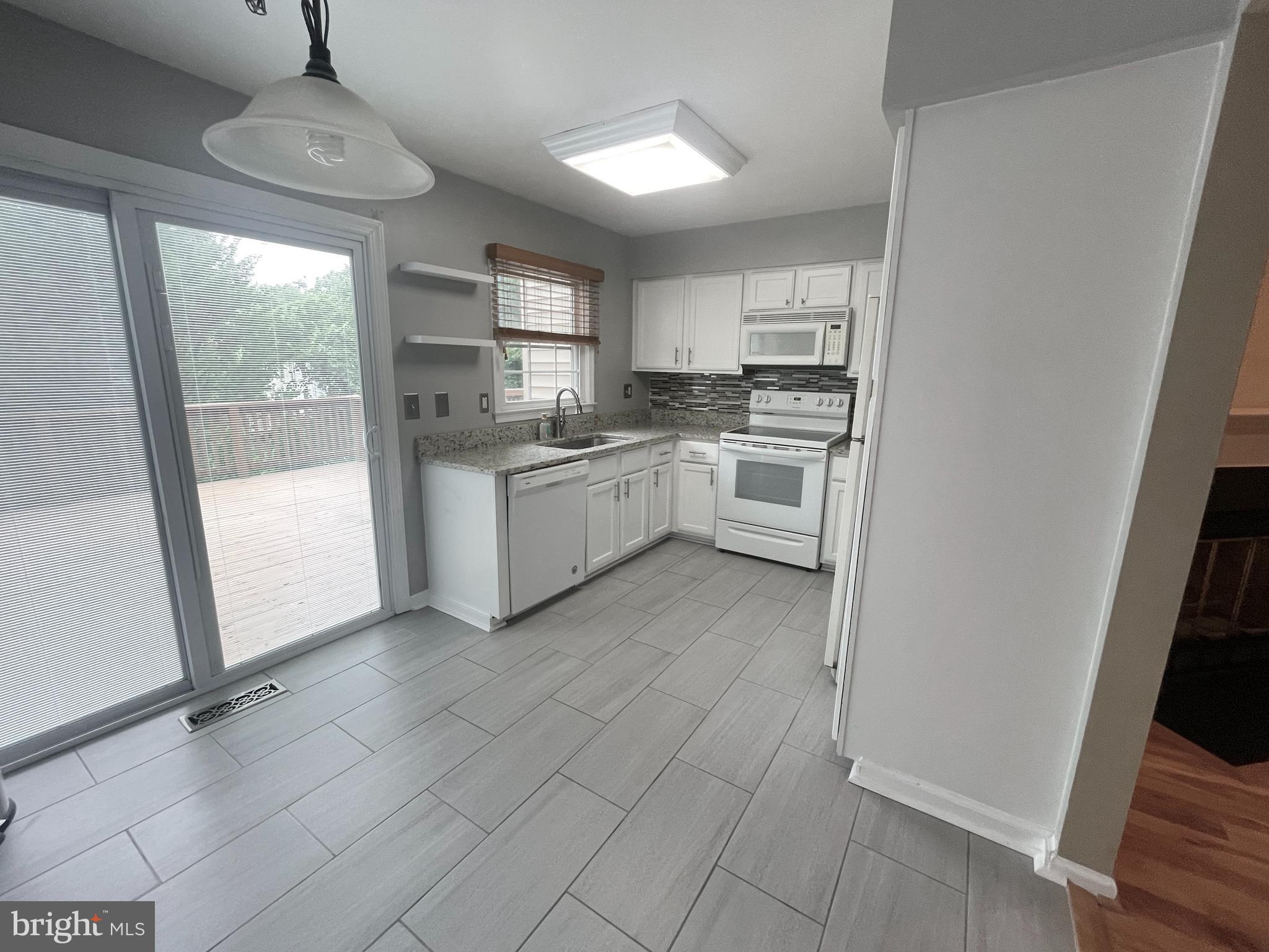 ASPENWOOD - Residential