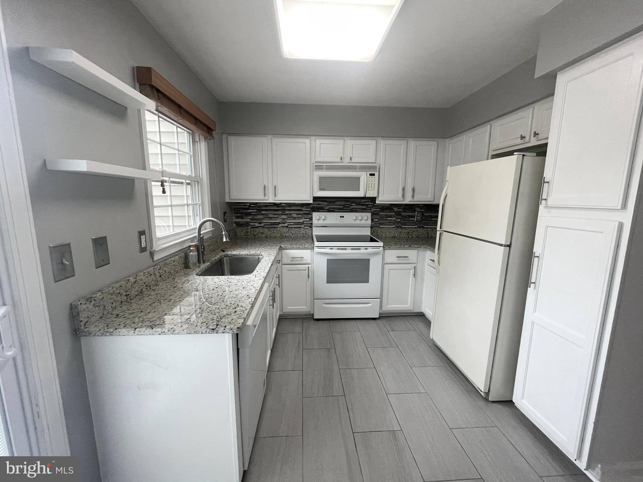 ASPENWOOD - Residential