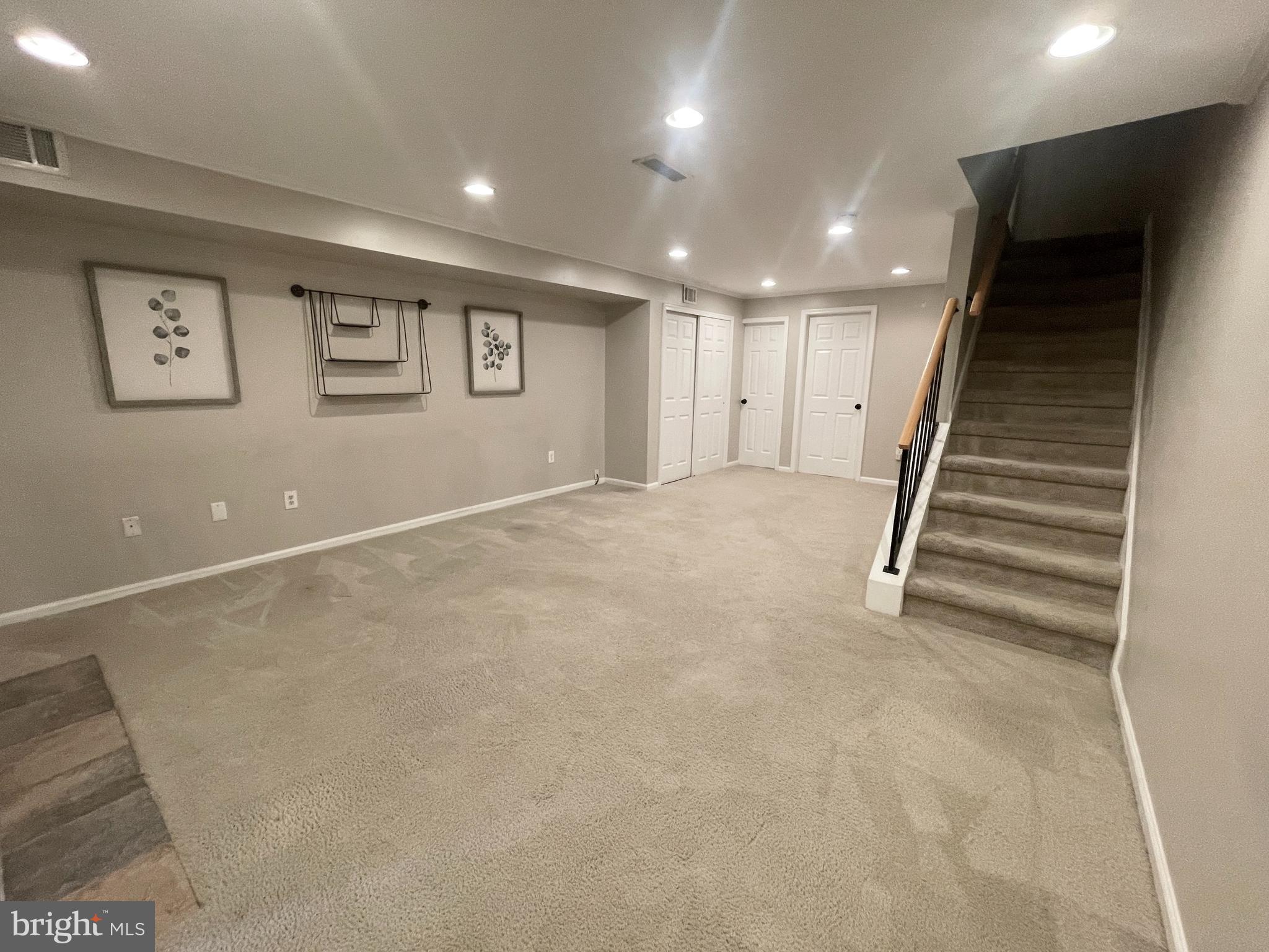 ASPENWOOD - Residential