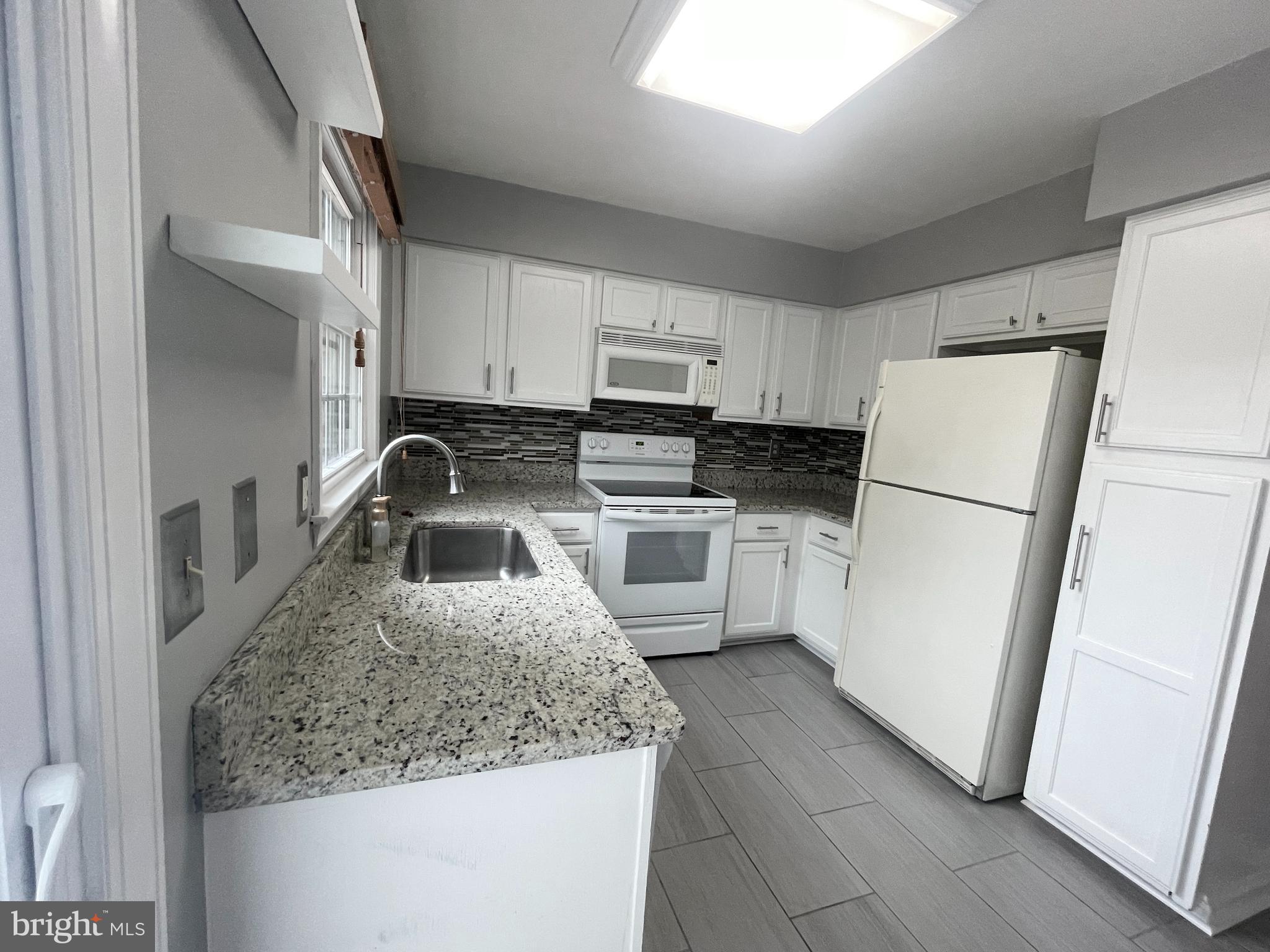 ASPENWOOD - Residential