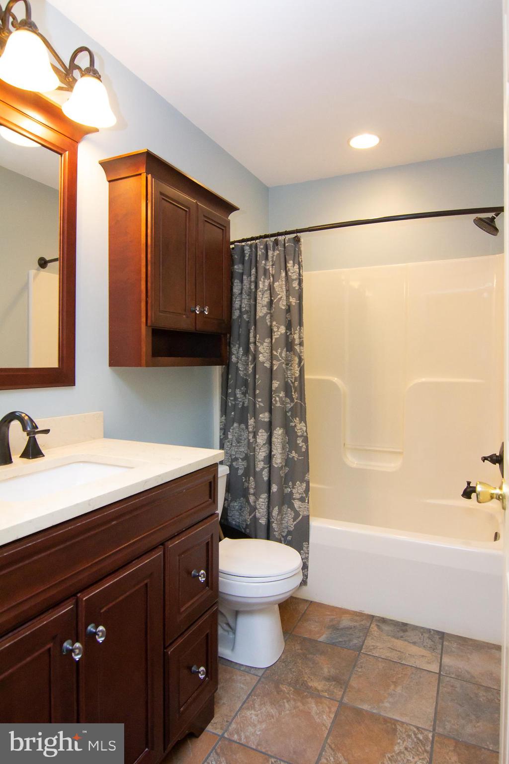 CROSSROADS OVERLOOK - Residential