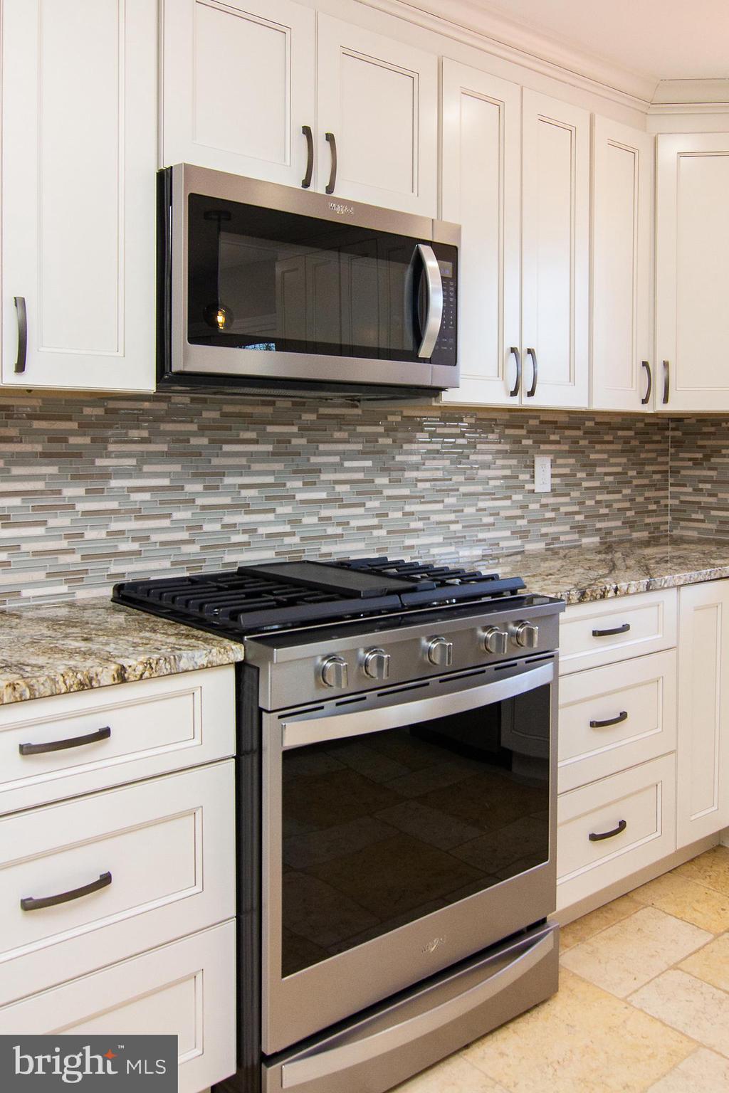 CROSSROADS OVERLOOK - Residential