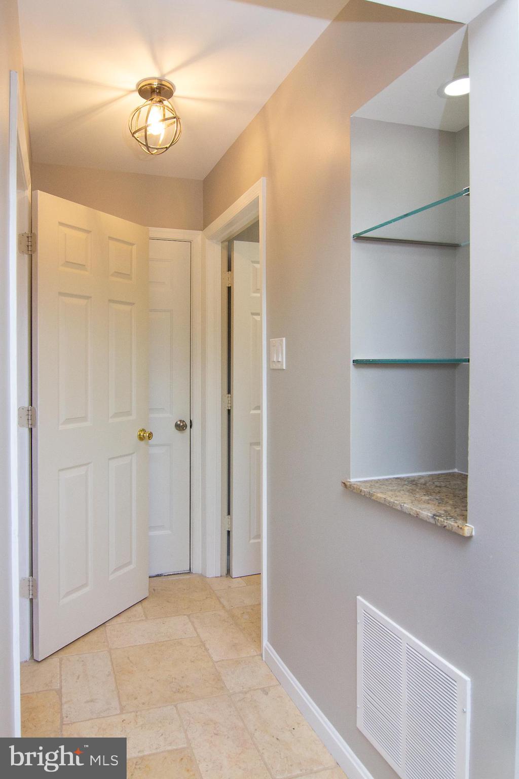 CROSSROADS OVERLOOK - Residential