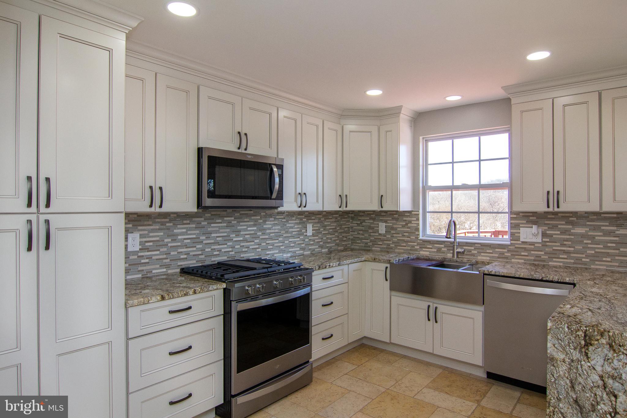 CROSSROADS OVERLOOK - Residential