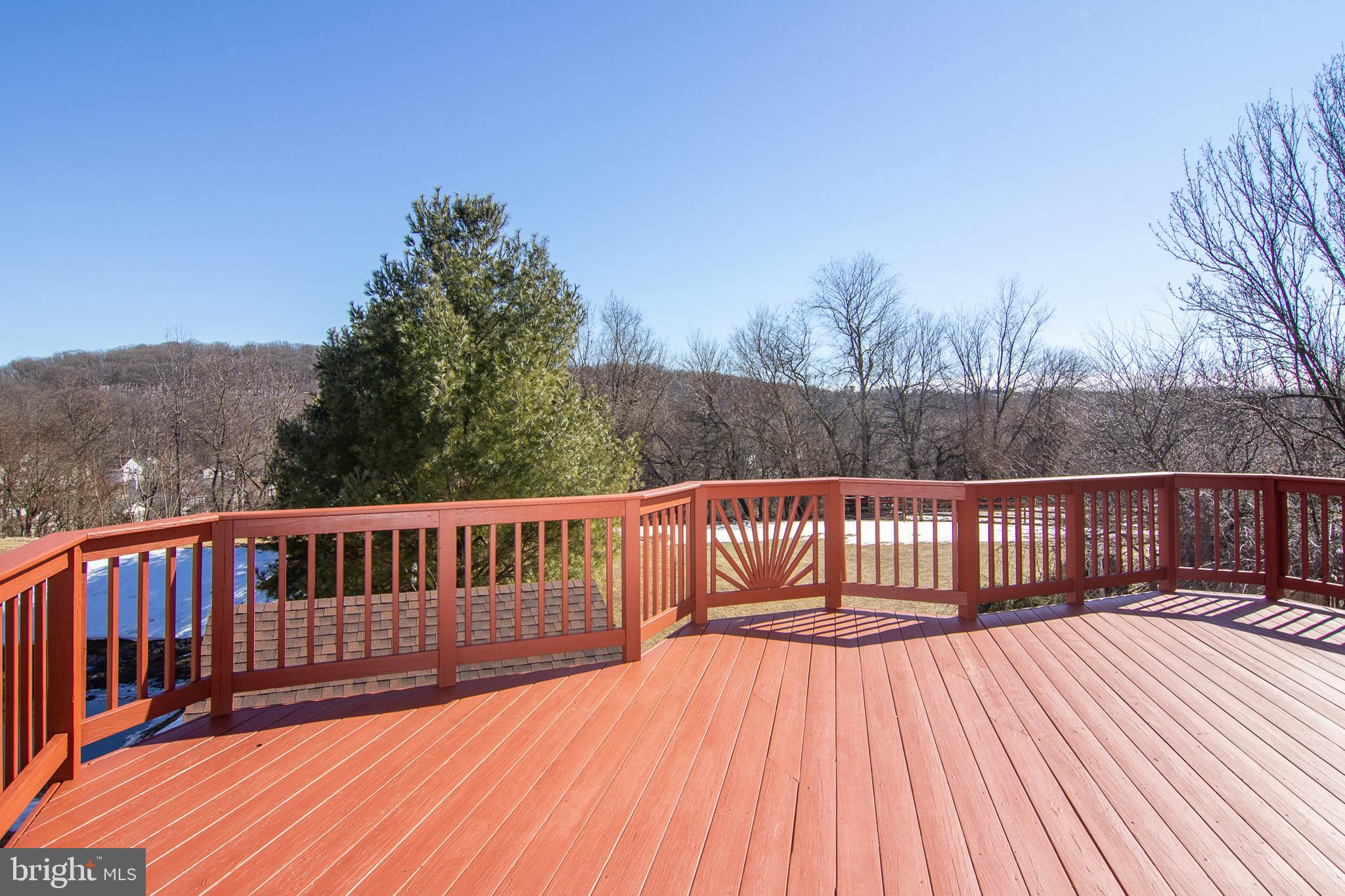 CROSSROADS OVERLOOK - Residential