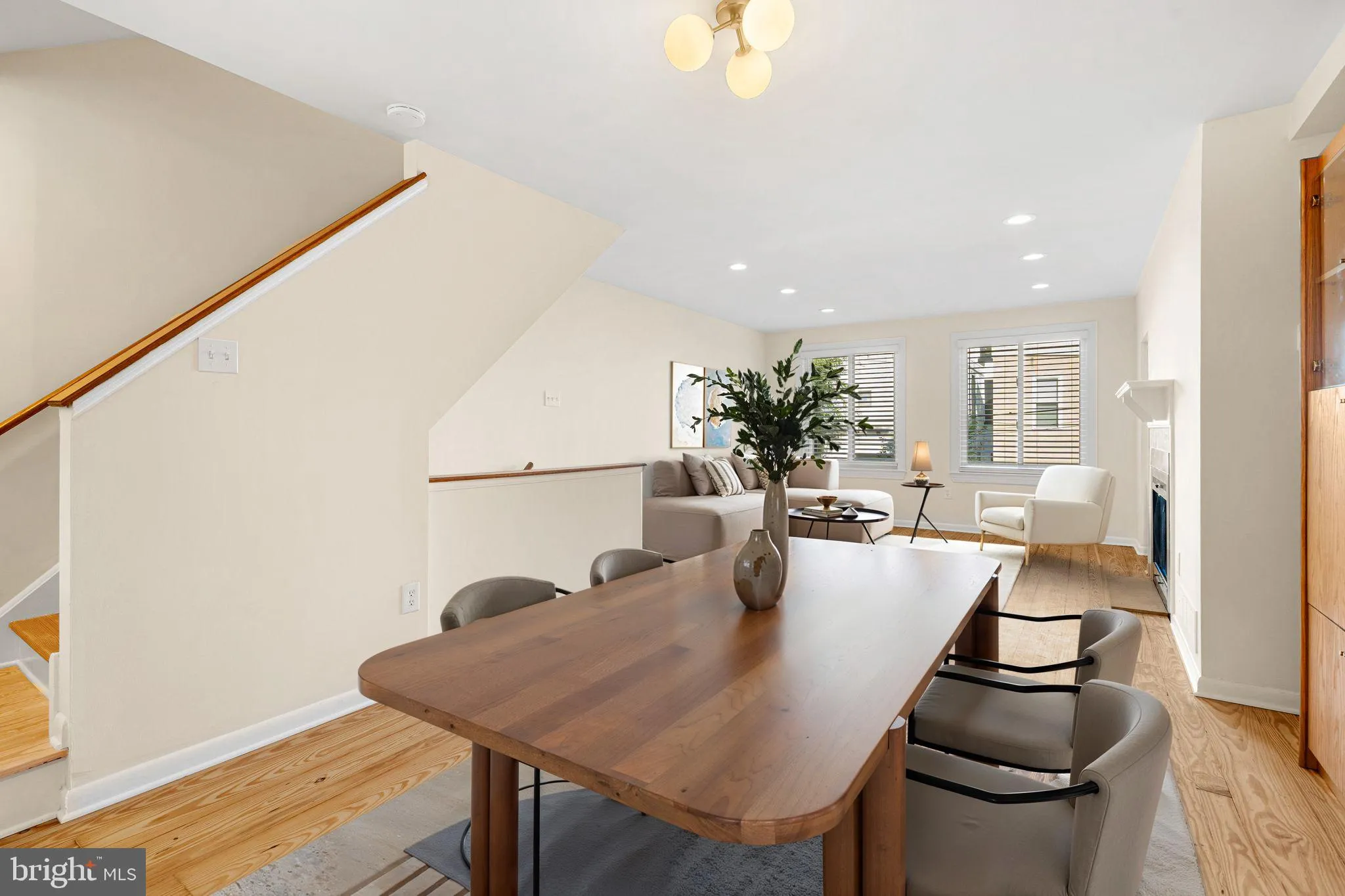 Philadelphia, Pennsylvania 19130, United States, 3 Bedrooms Bedrooms, ,3 BathroomsBathrooms,Residential,Active,202614