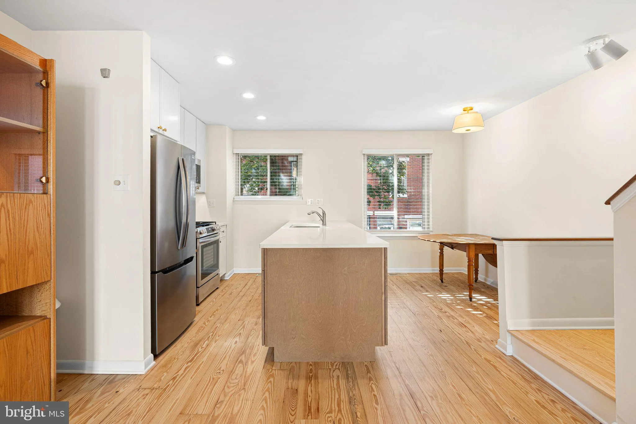 Philadelphia, Pennsylvania 19130, United States, 3 Bedrooms Bedrooms, ,3 BathroomsBathrooms,Residential,Active,202614